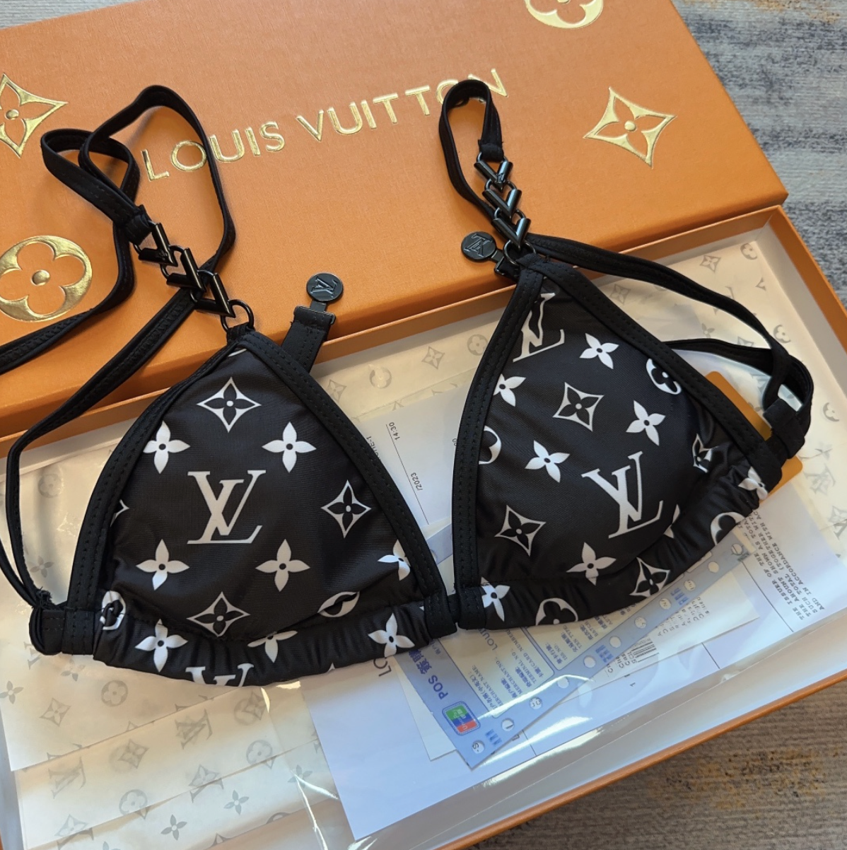L-V REVERSIBLE SWIM image 7