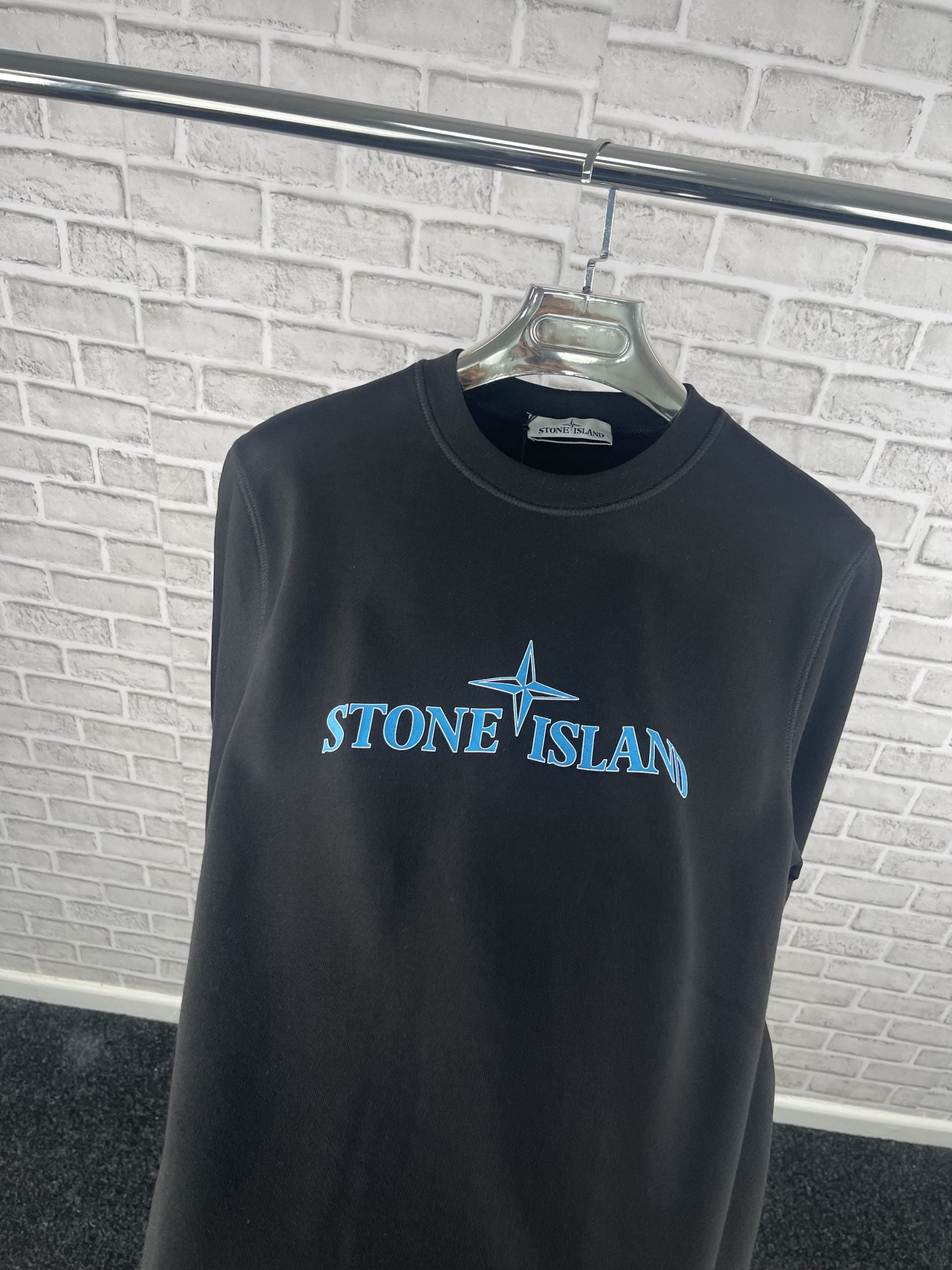 Stone Jumper image 1