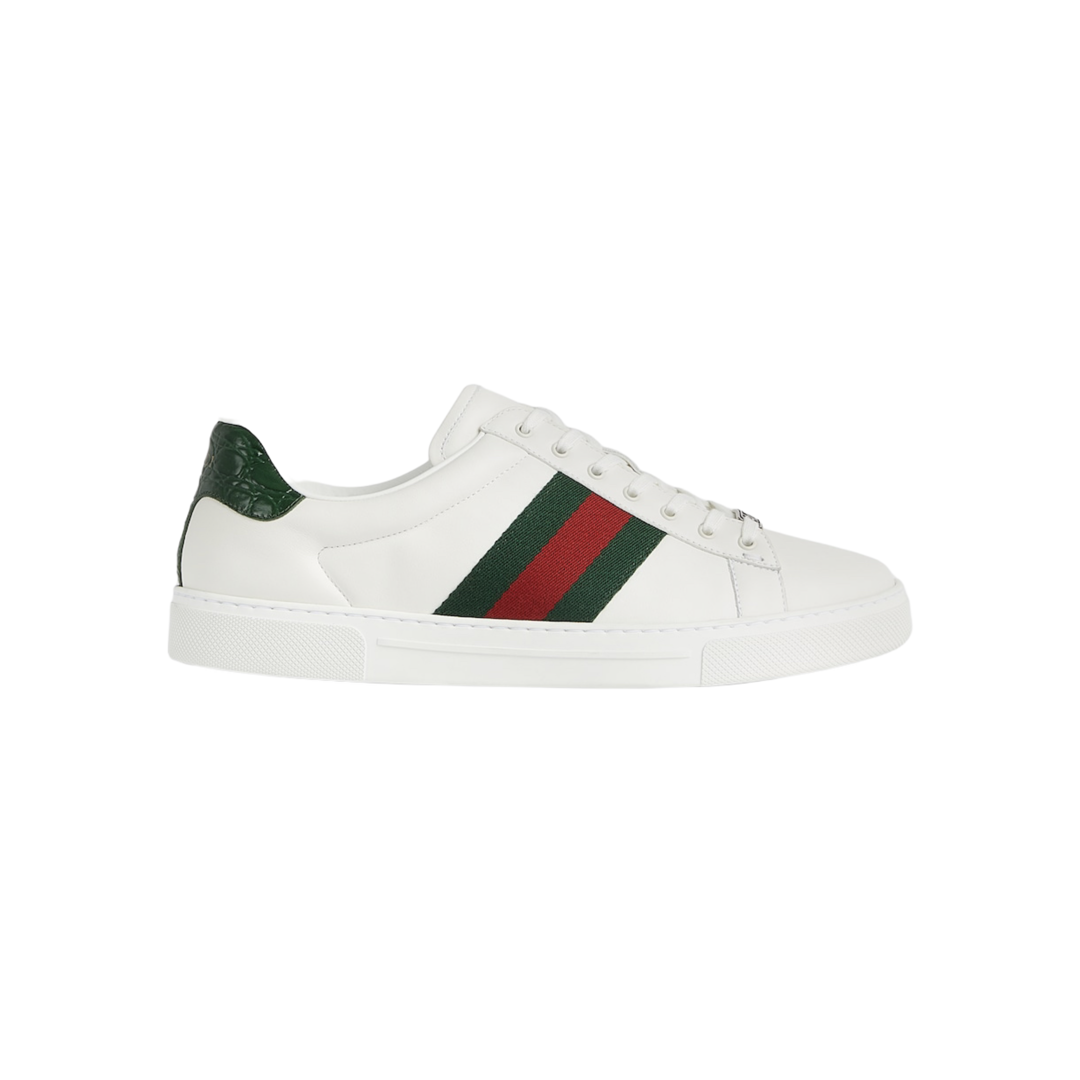 UCCI NAVY TRAINERS image 0