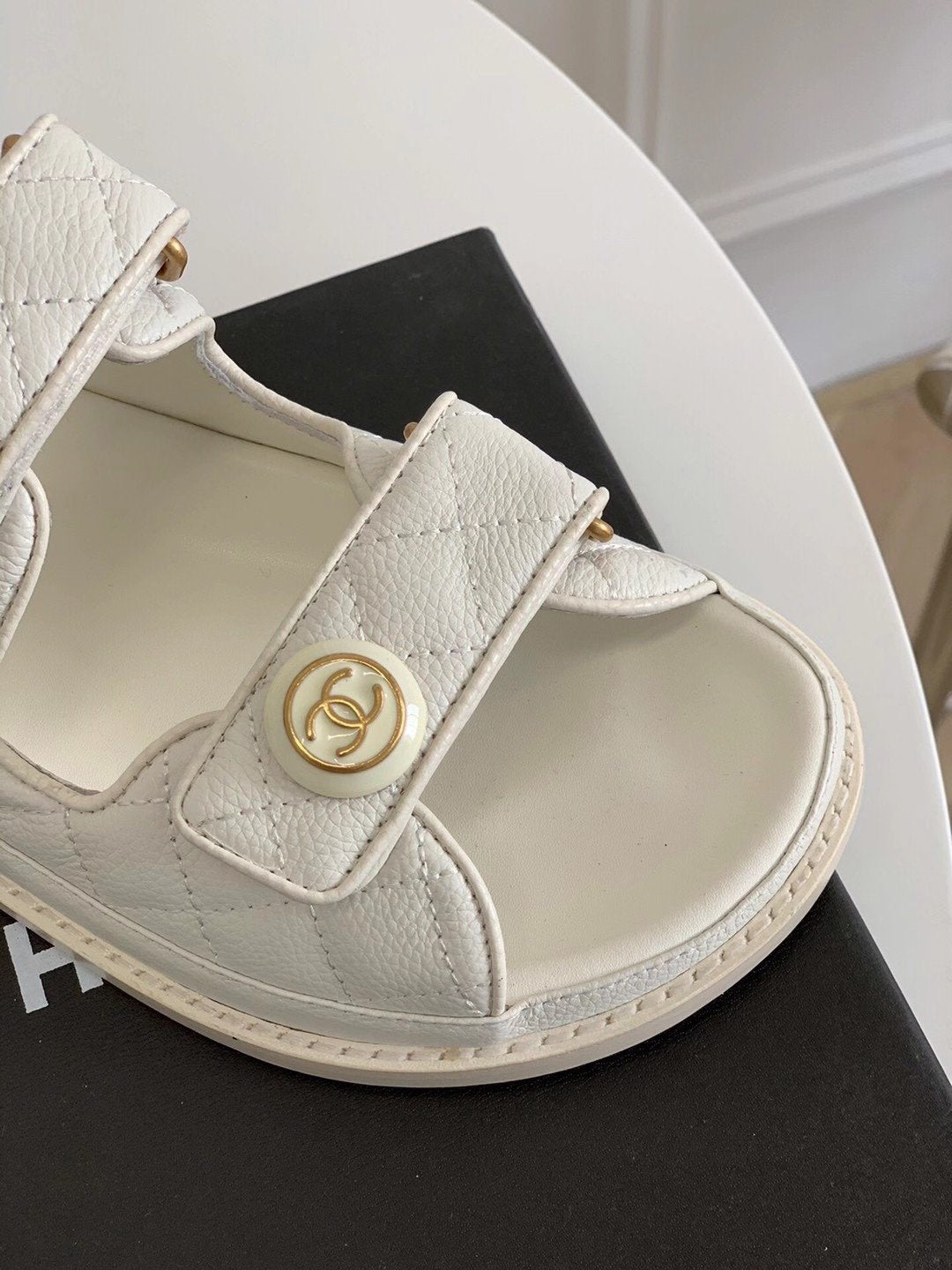 WHITE CHNL CHUNKY SANDAL image 8