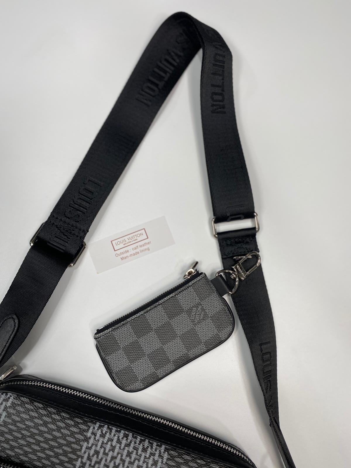 LV SHOULDER image 2
