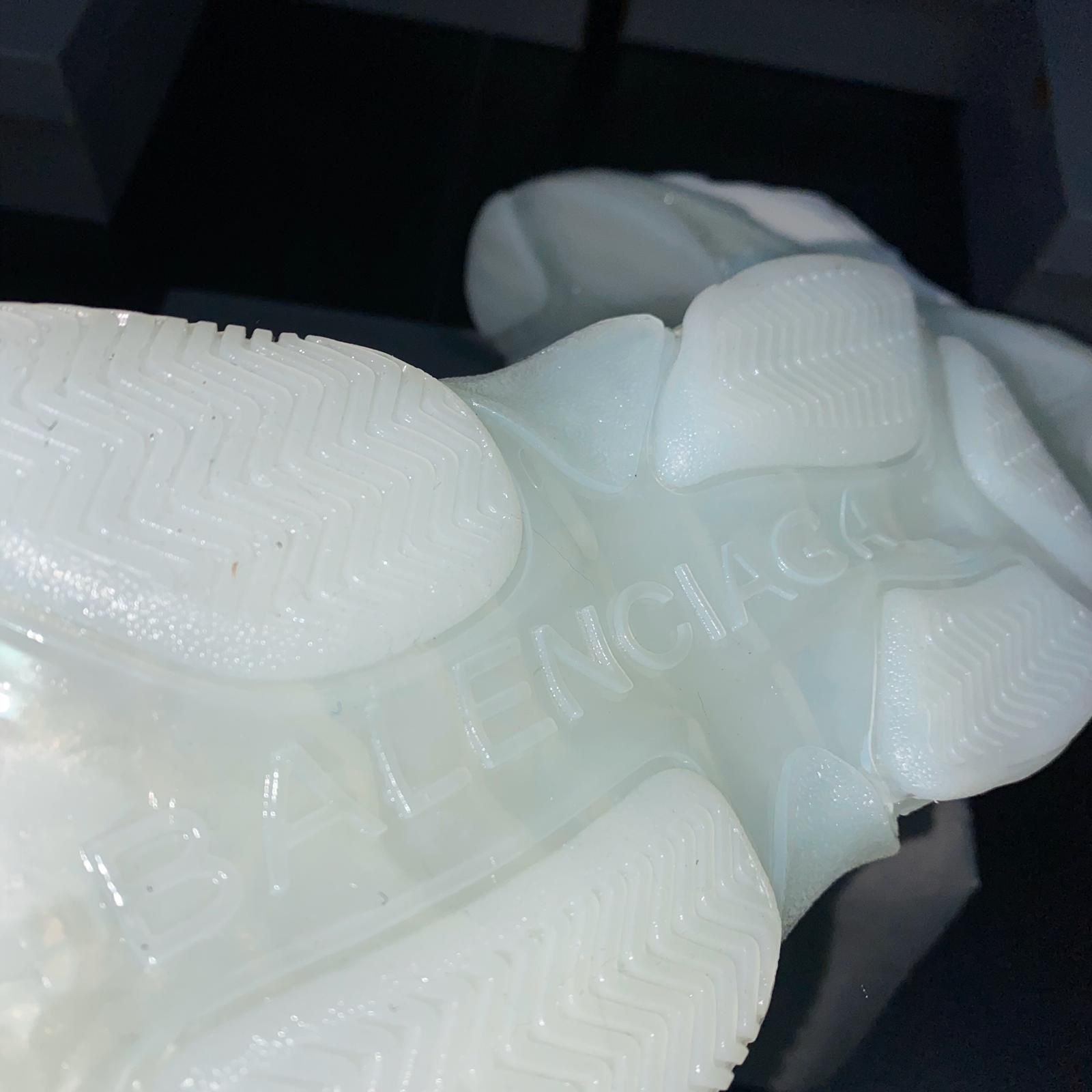 WHITE CLEAR S image 4