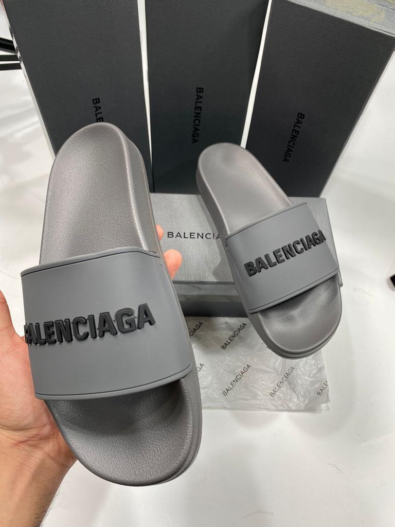 GREY CIAGA SLIDE image 4