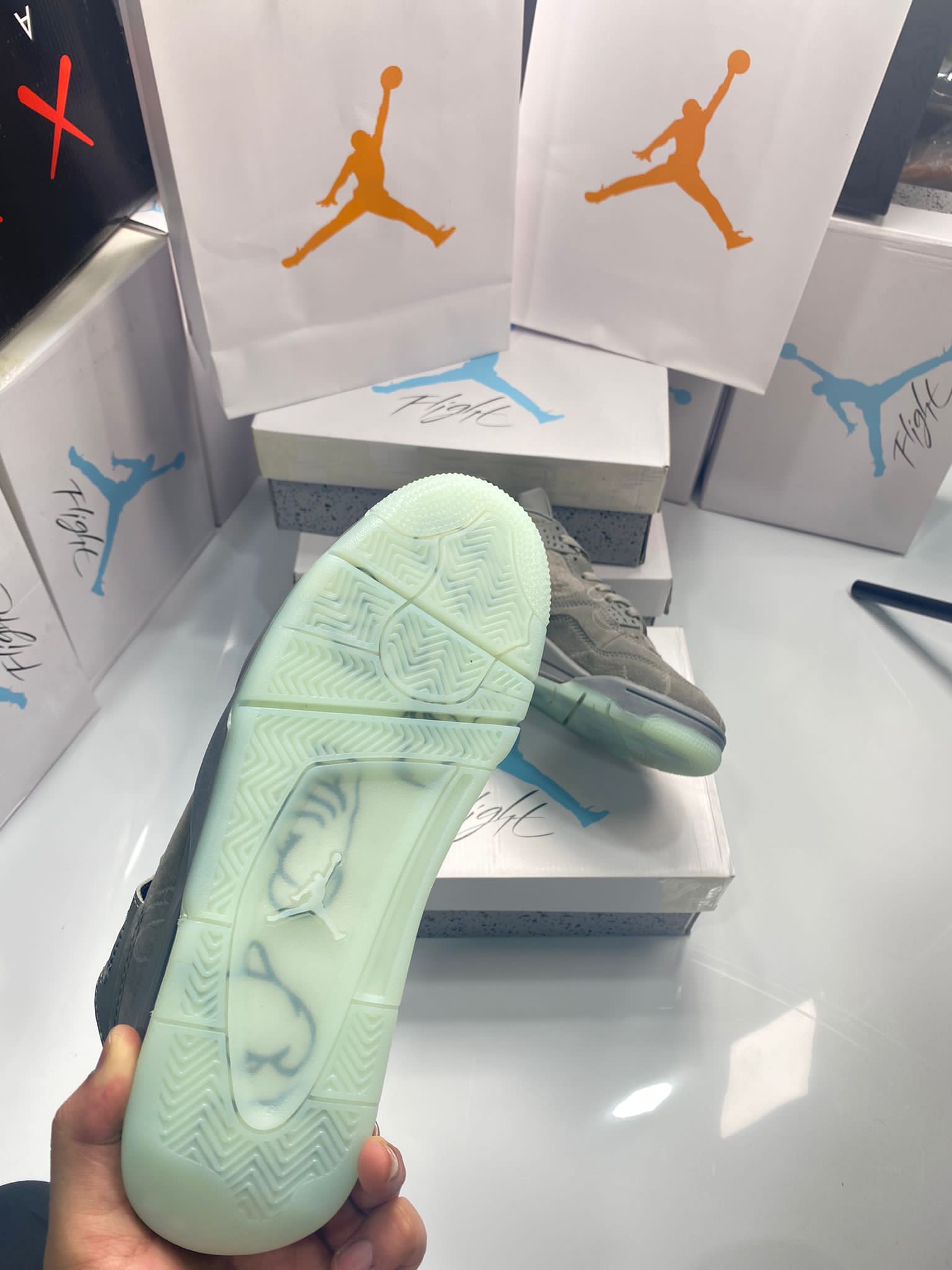 J1 KAWS image 3