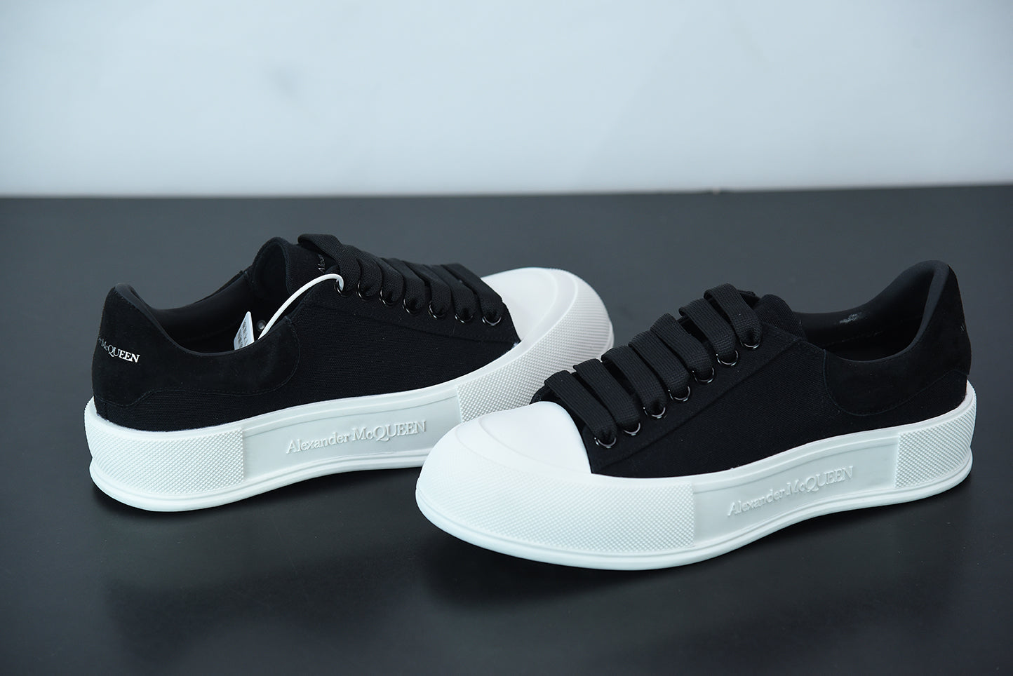 MQ CANVAS BLACK image 2