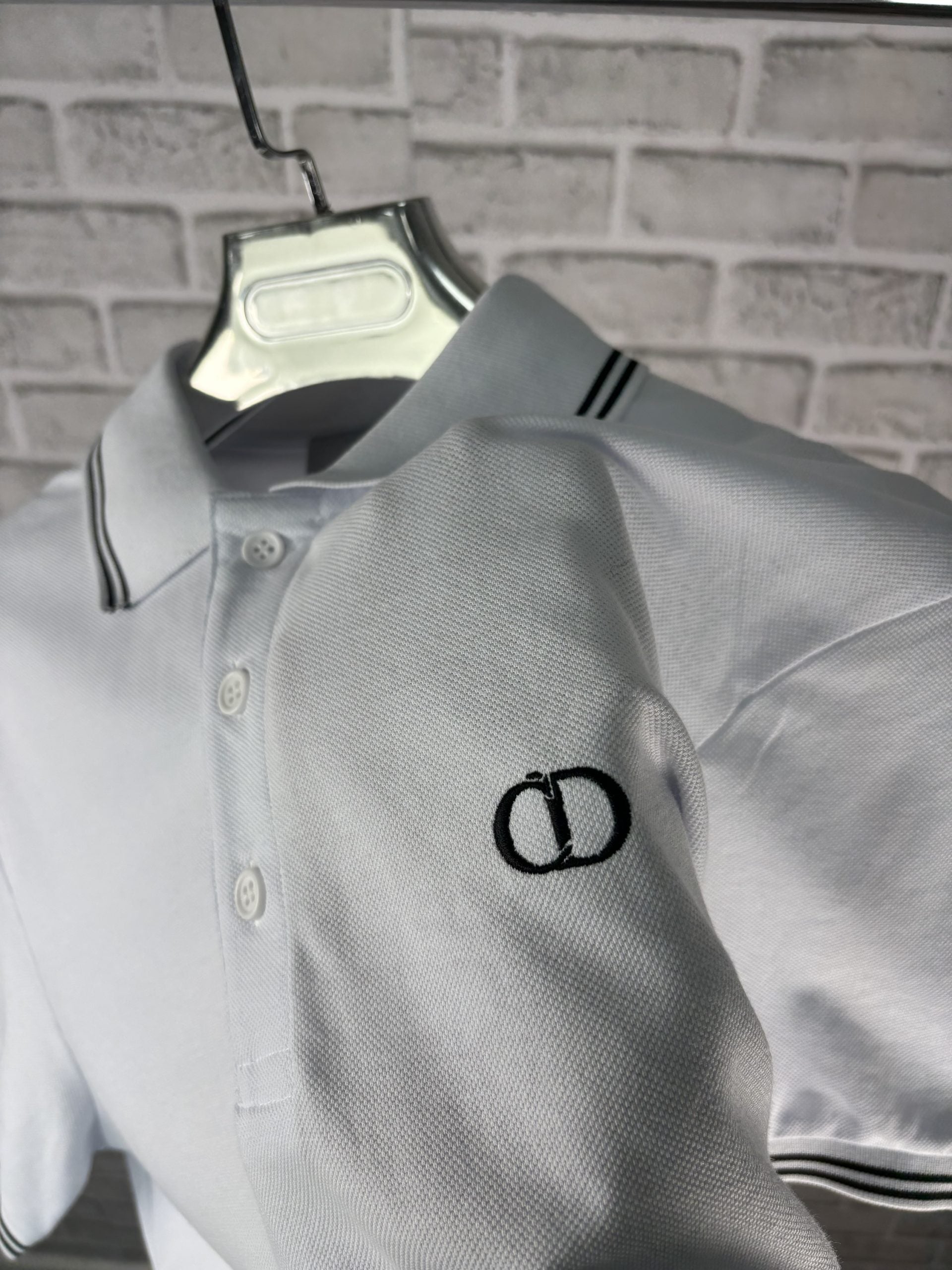 IOR polo white image 1