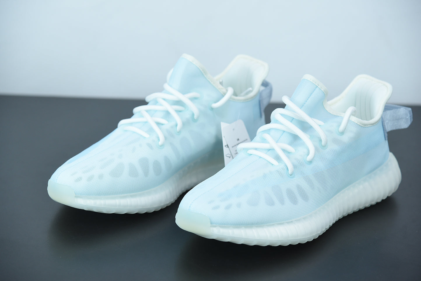 V2 BLUE MONO image 4