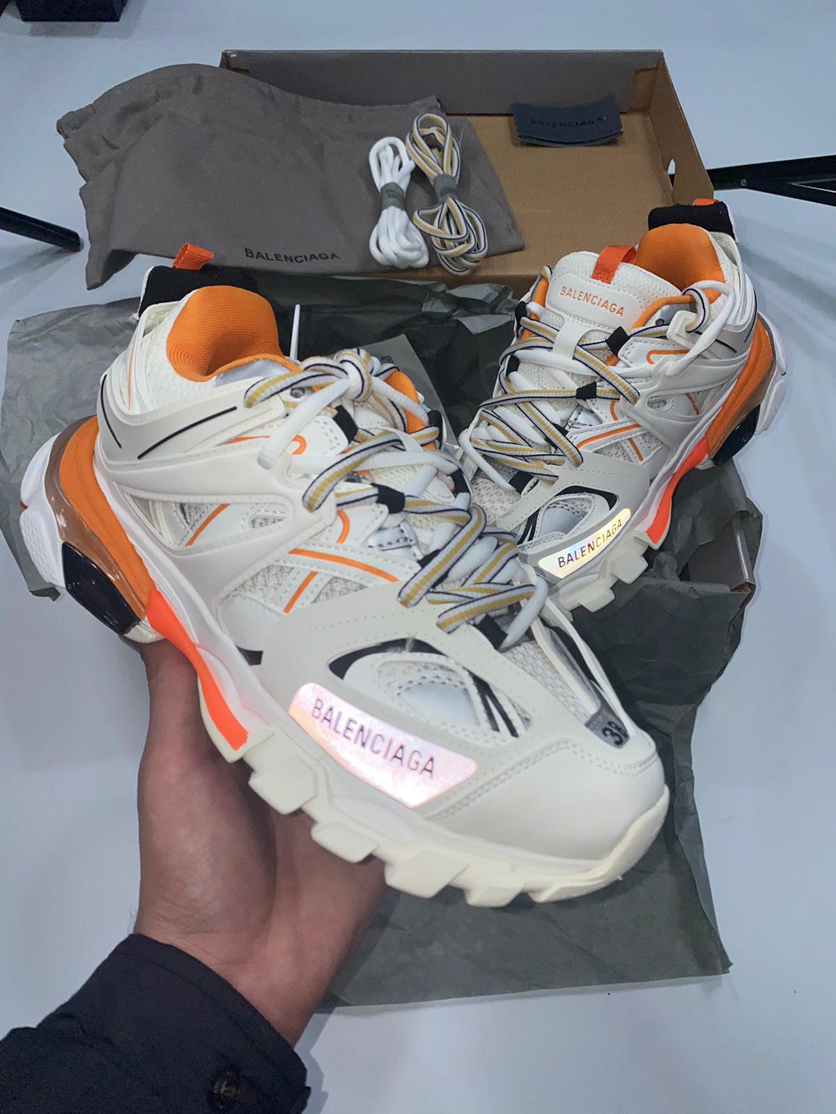 ORANGE TRACK image 9