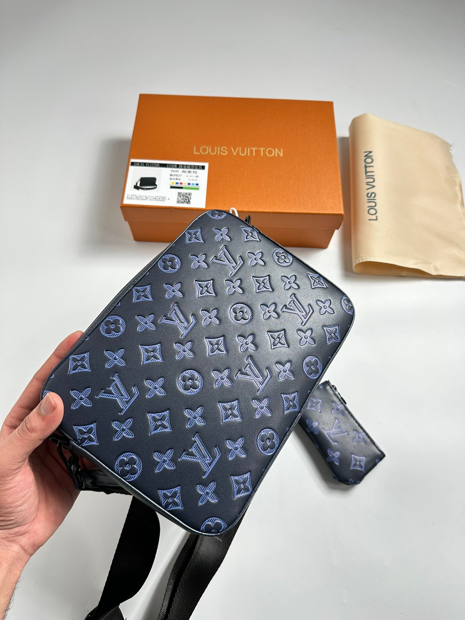 MESSENGR BAG NAVY image 7