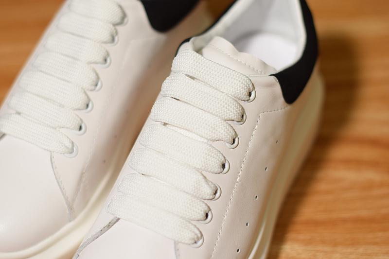MQ' WHITE LEATHER image 2