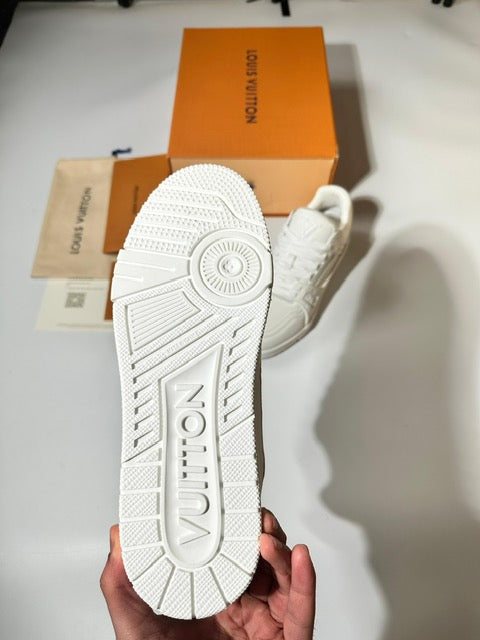 L-V WHITE image 7
