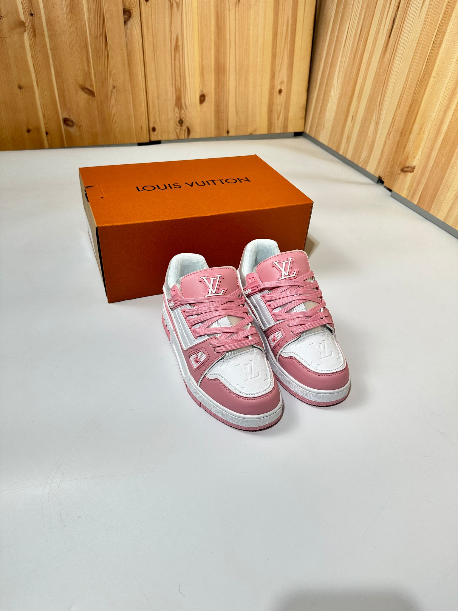 IV TRAINER PINK image 9