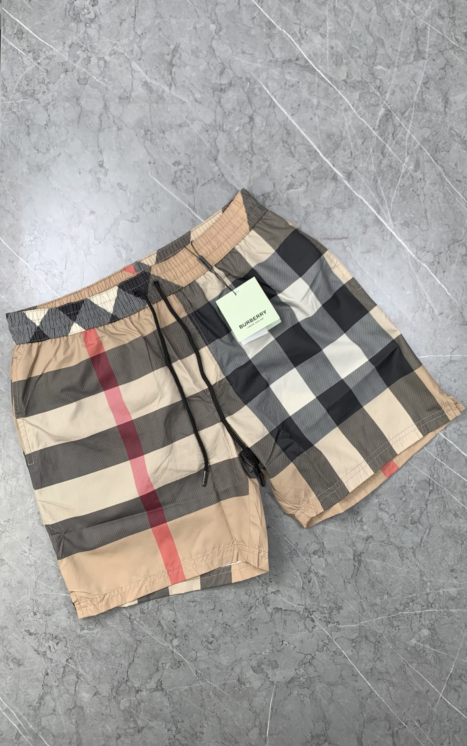 BB SHORTS BEIGE image 0