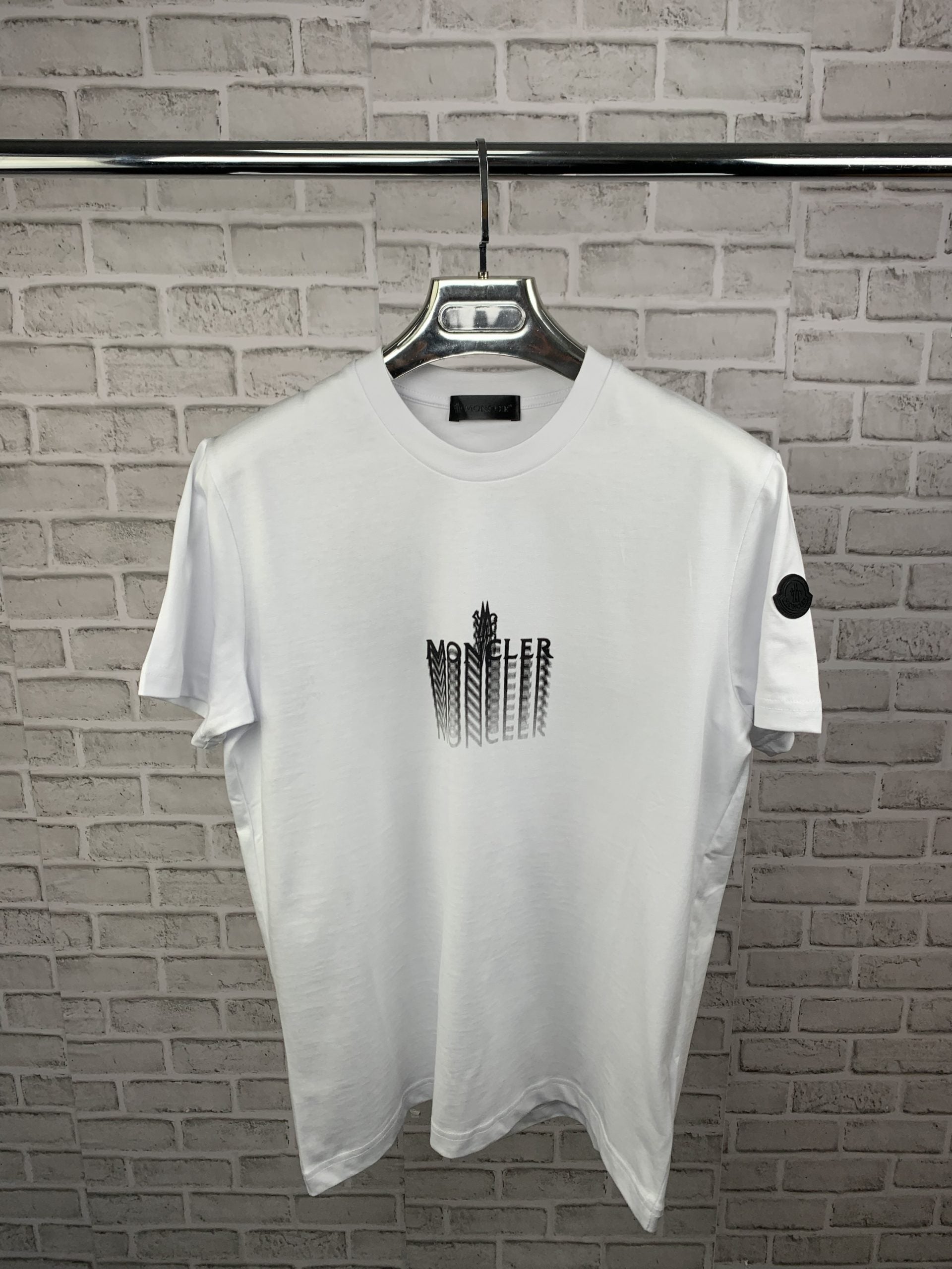 CLER WHITE TEE image 0