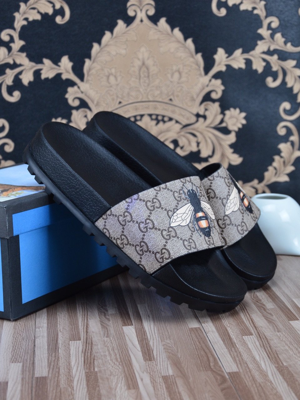 FLY SLIDER image 1