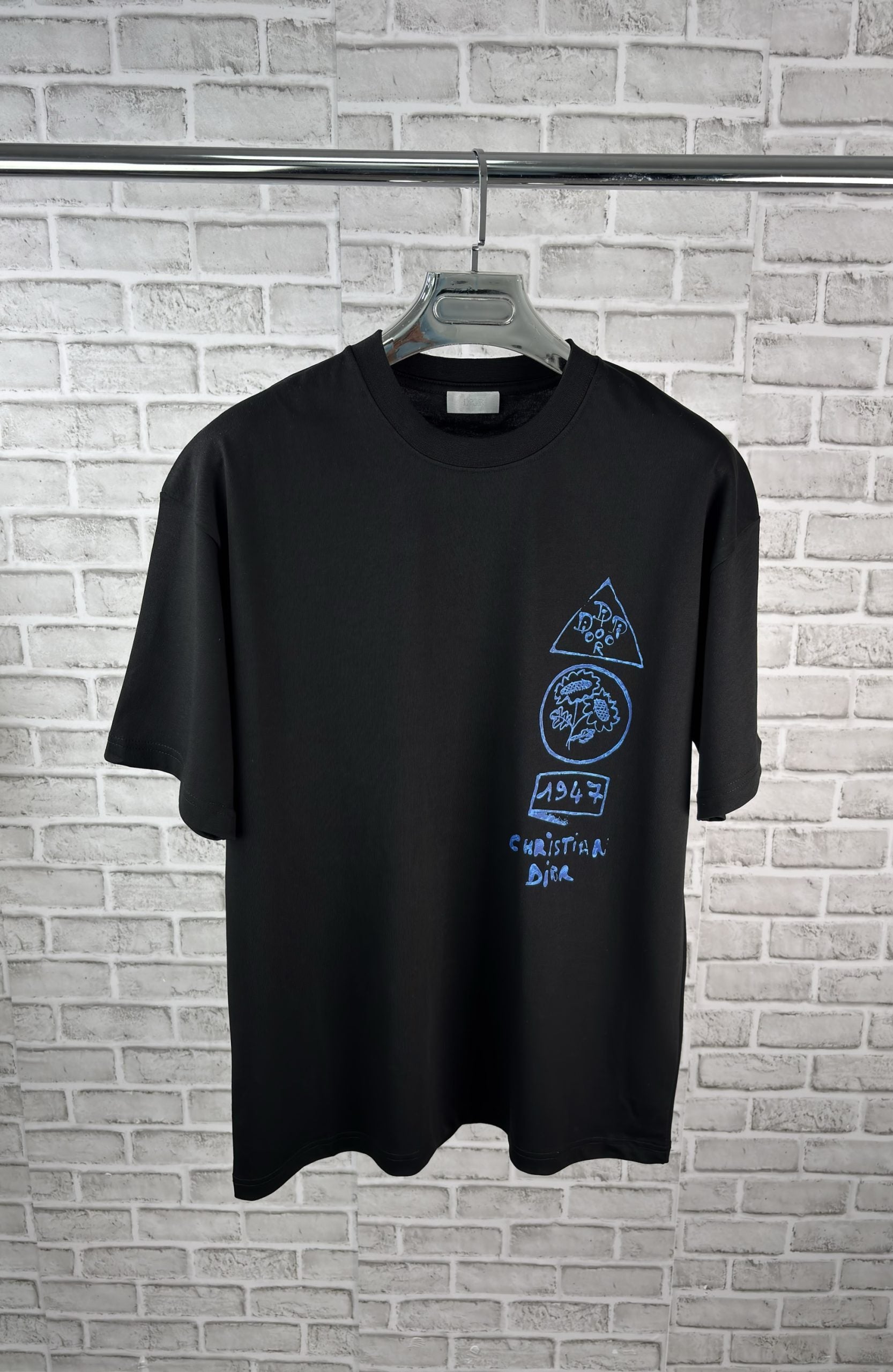 IOR TEE BLACK image 0