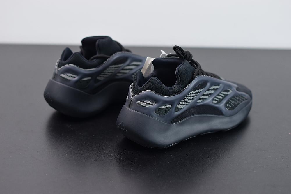 700 V3 BLACK image 3