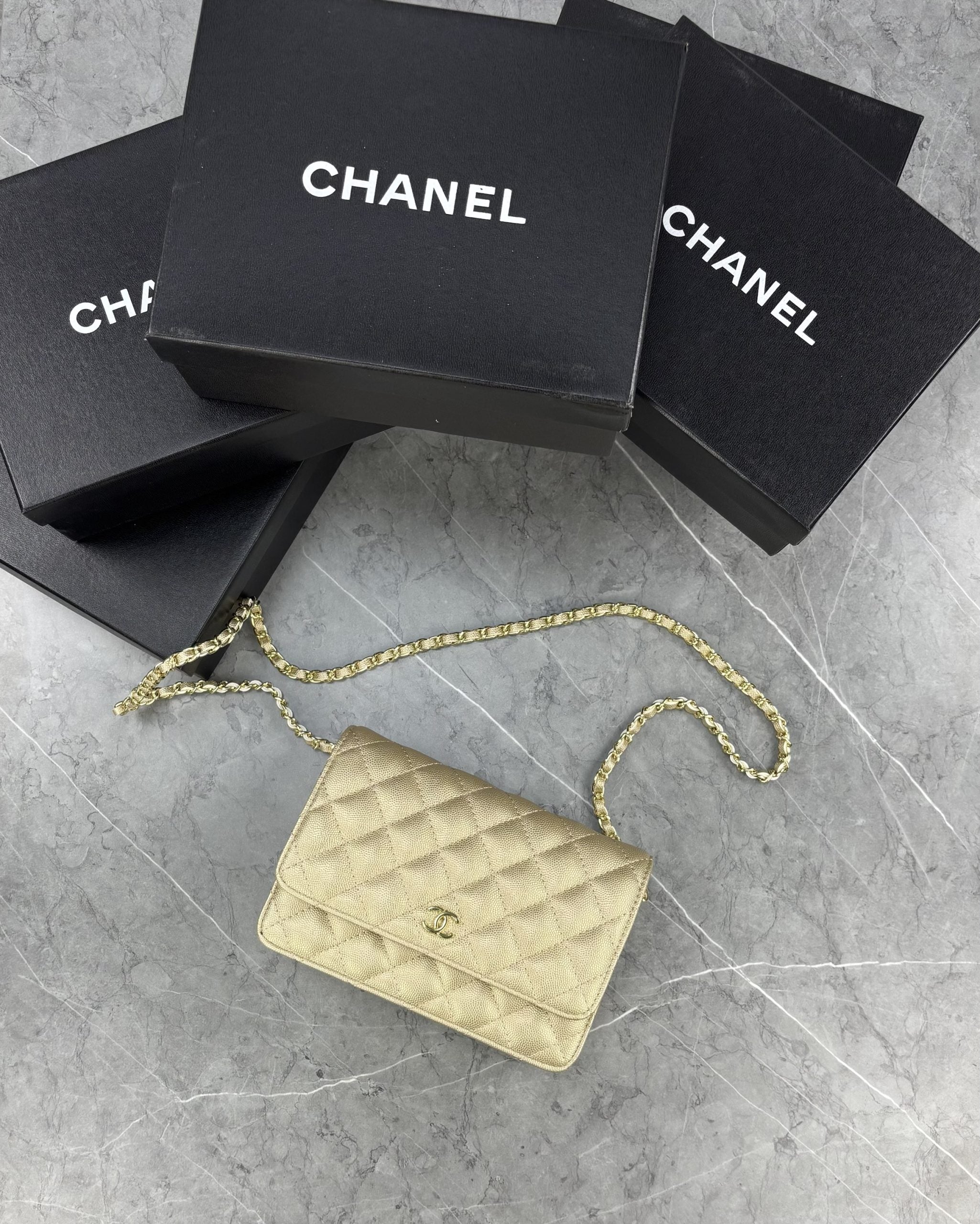 CH BAG image 0