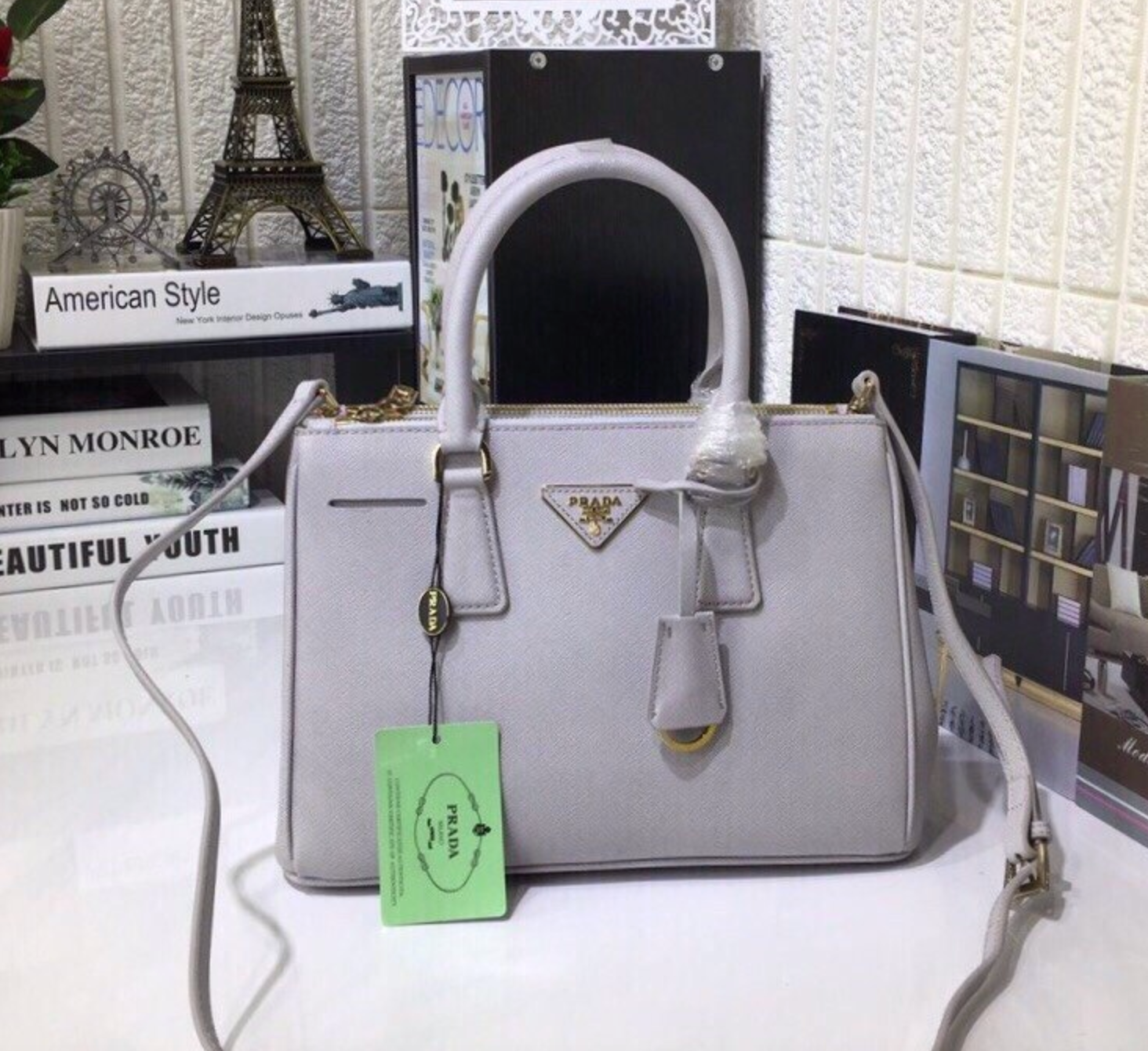 GREY P BAG image 3