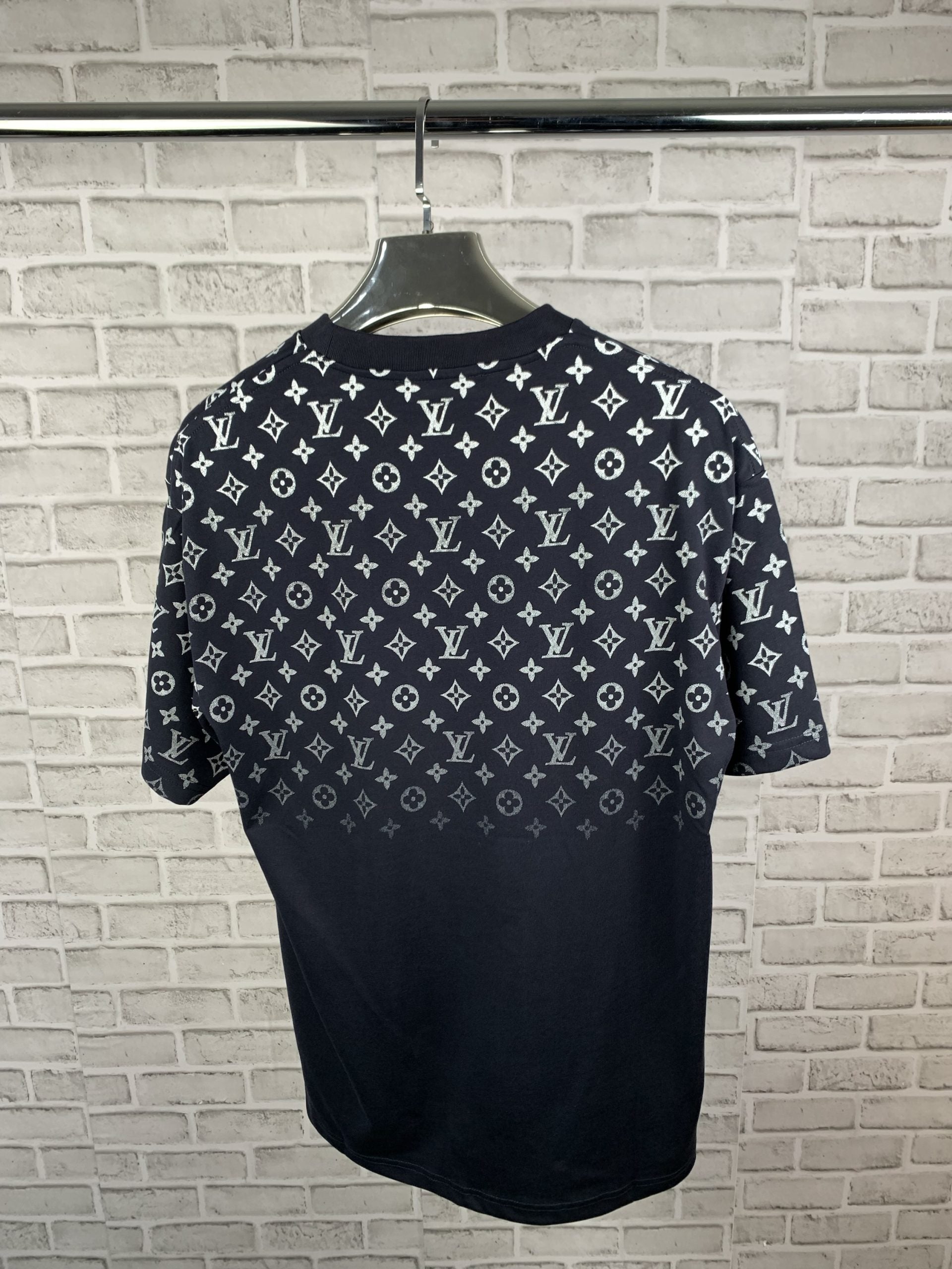 LV NAVY TEE image 0