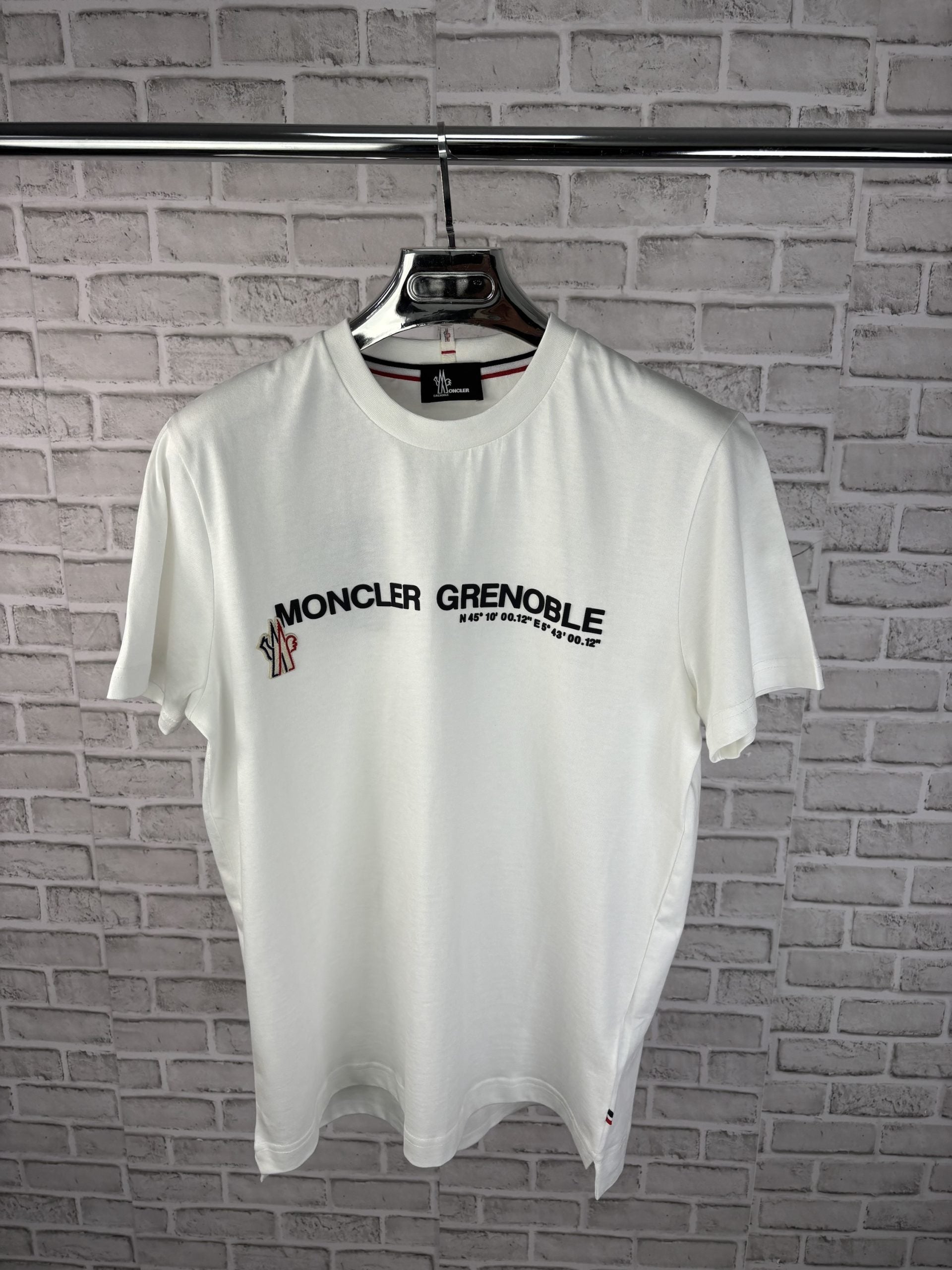 CLER tee white image 0