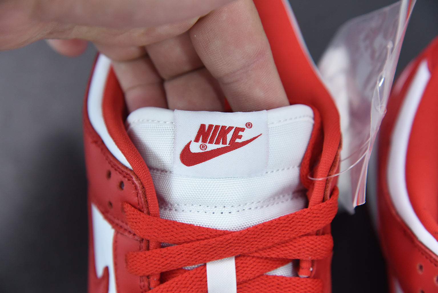 DUNK LOW RED image 4