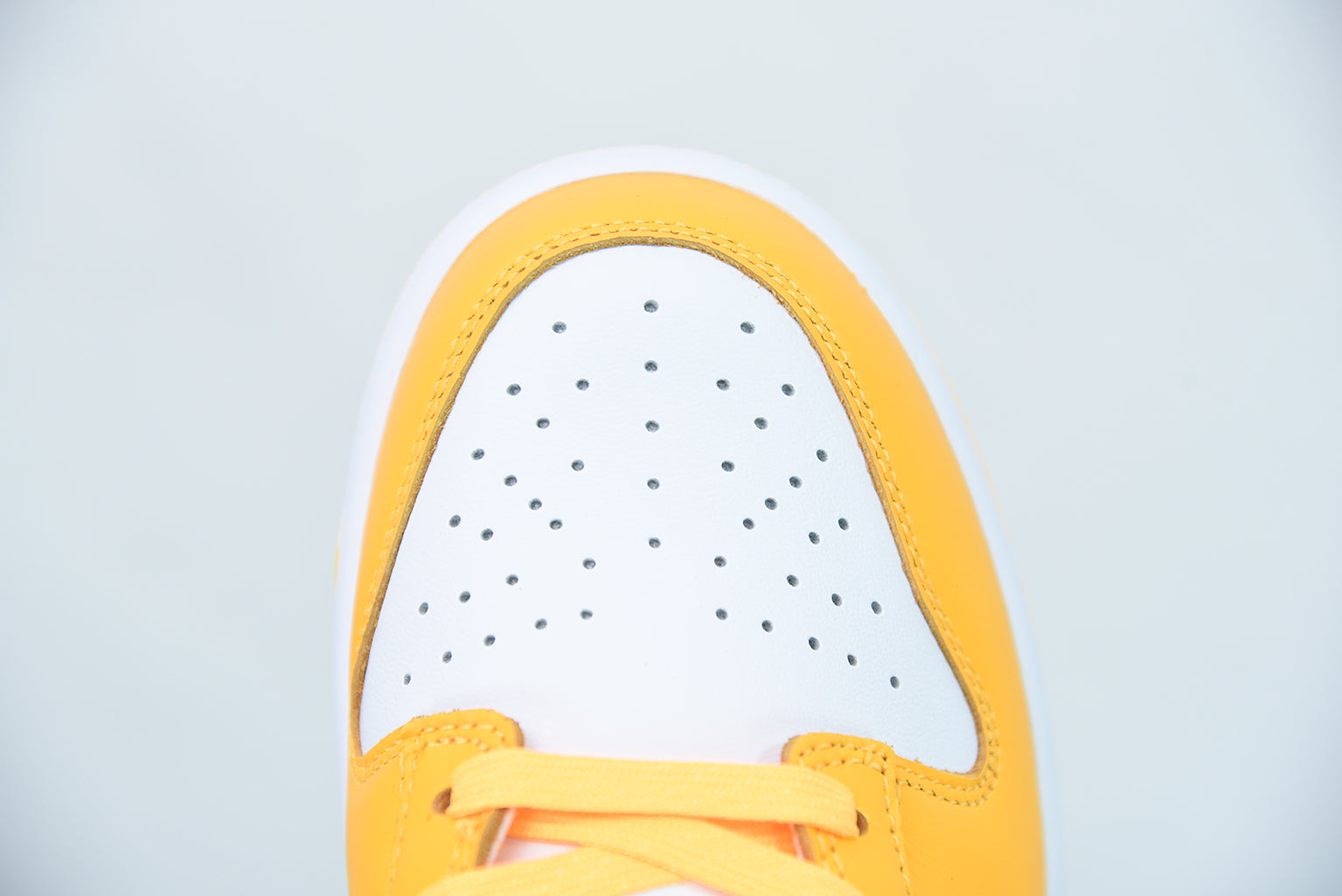 DUNK LOW YELLOW image 4