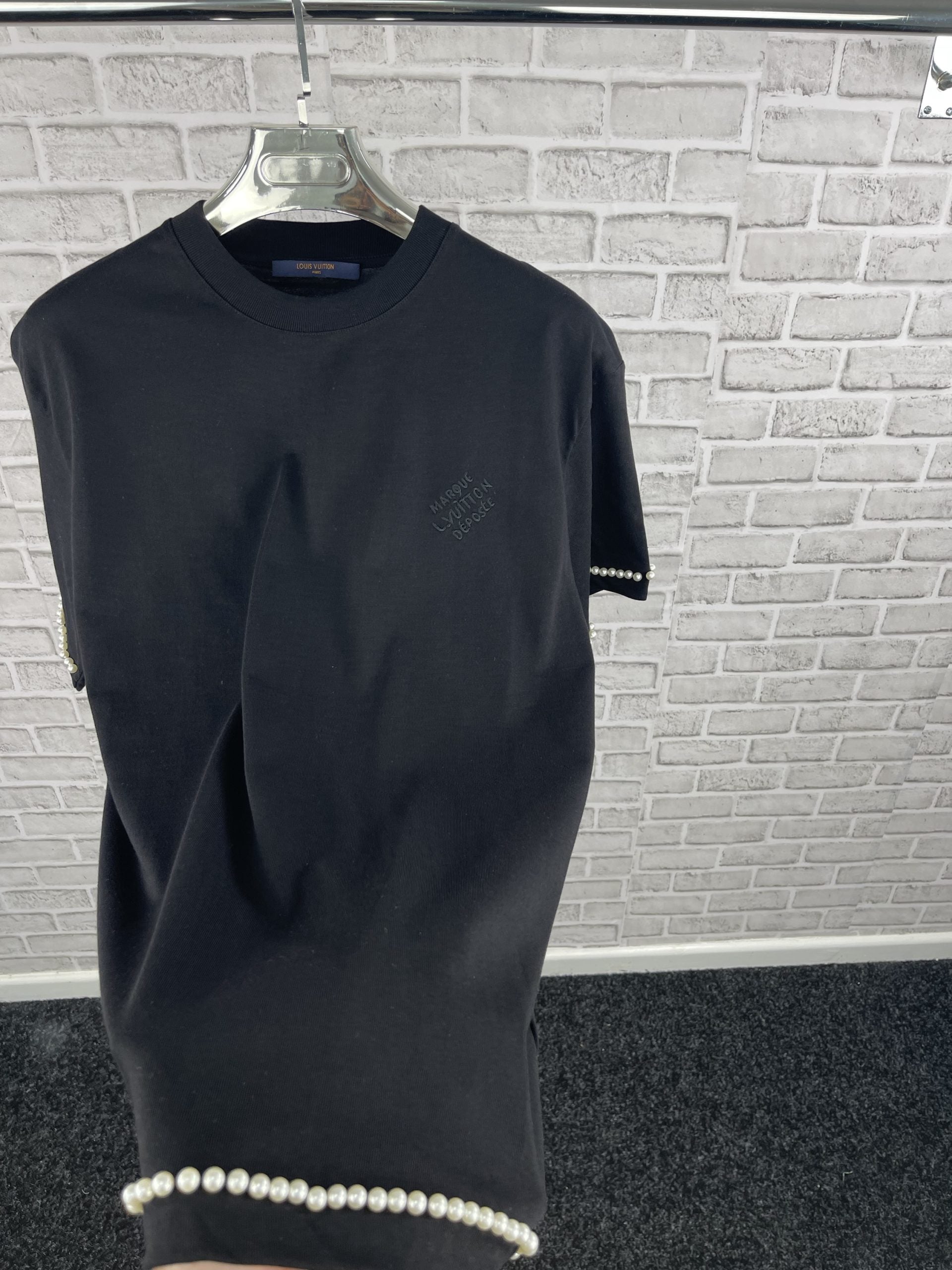 LV Tee Black image 0