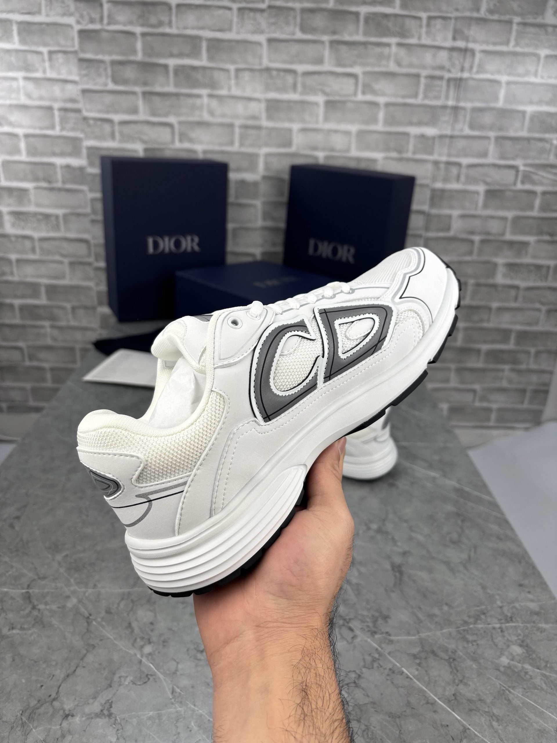 B30 WHITE image 1