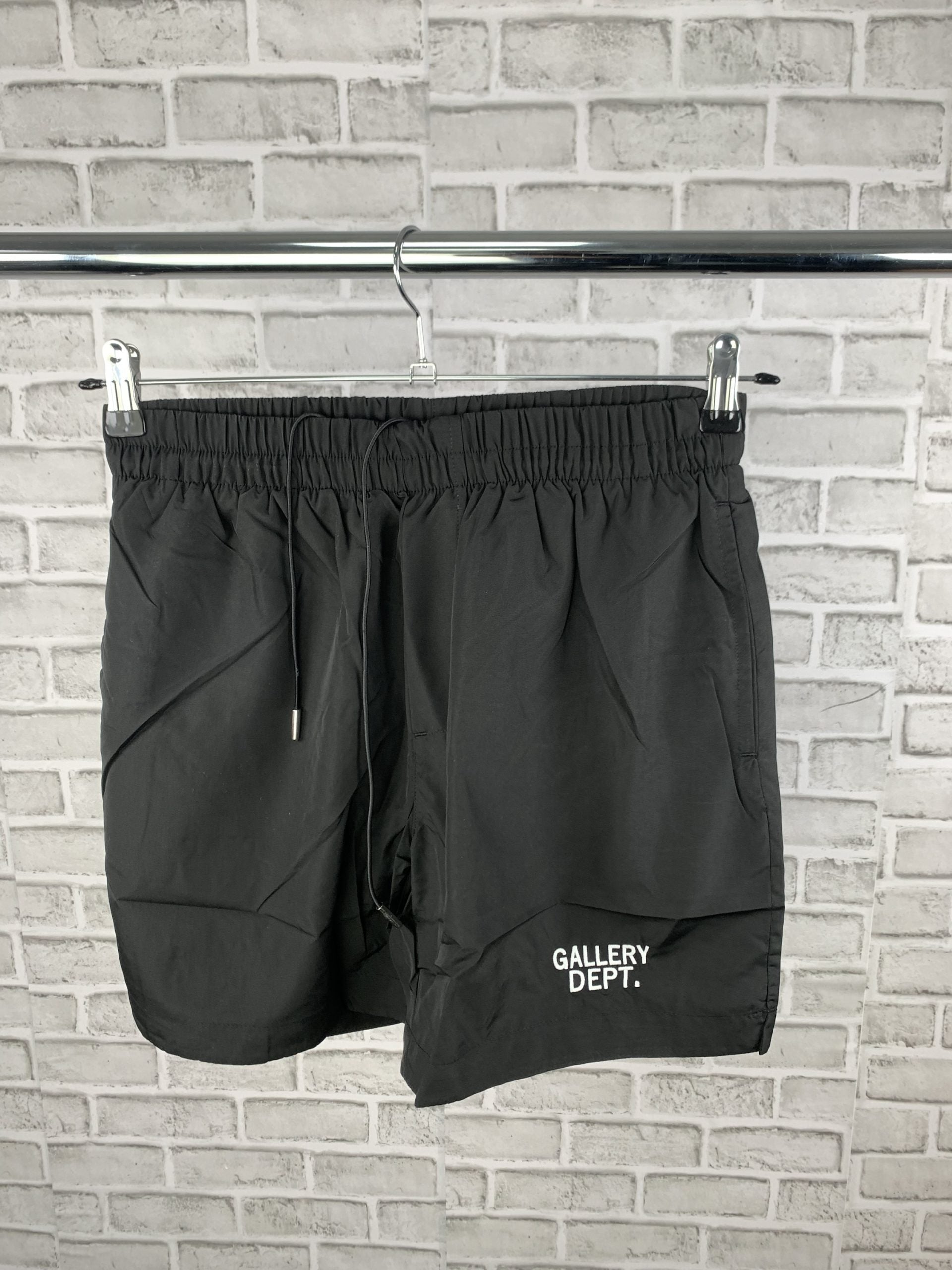 GD BLACK SHORTS - S image