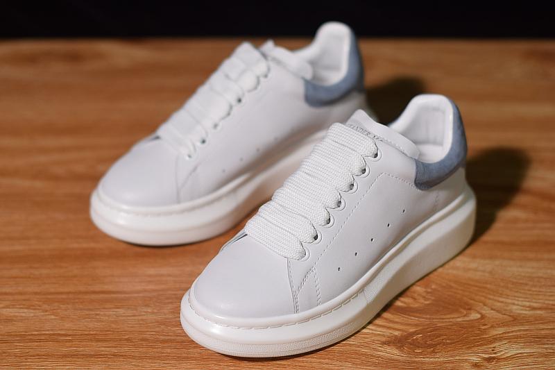 MQ' LBLUE SUEDE image 3