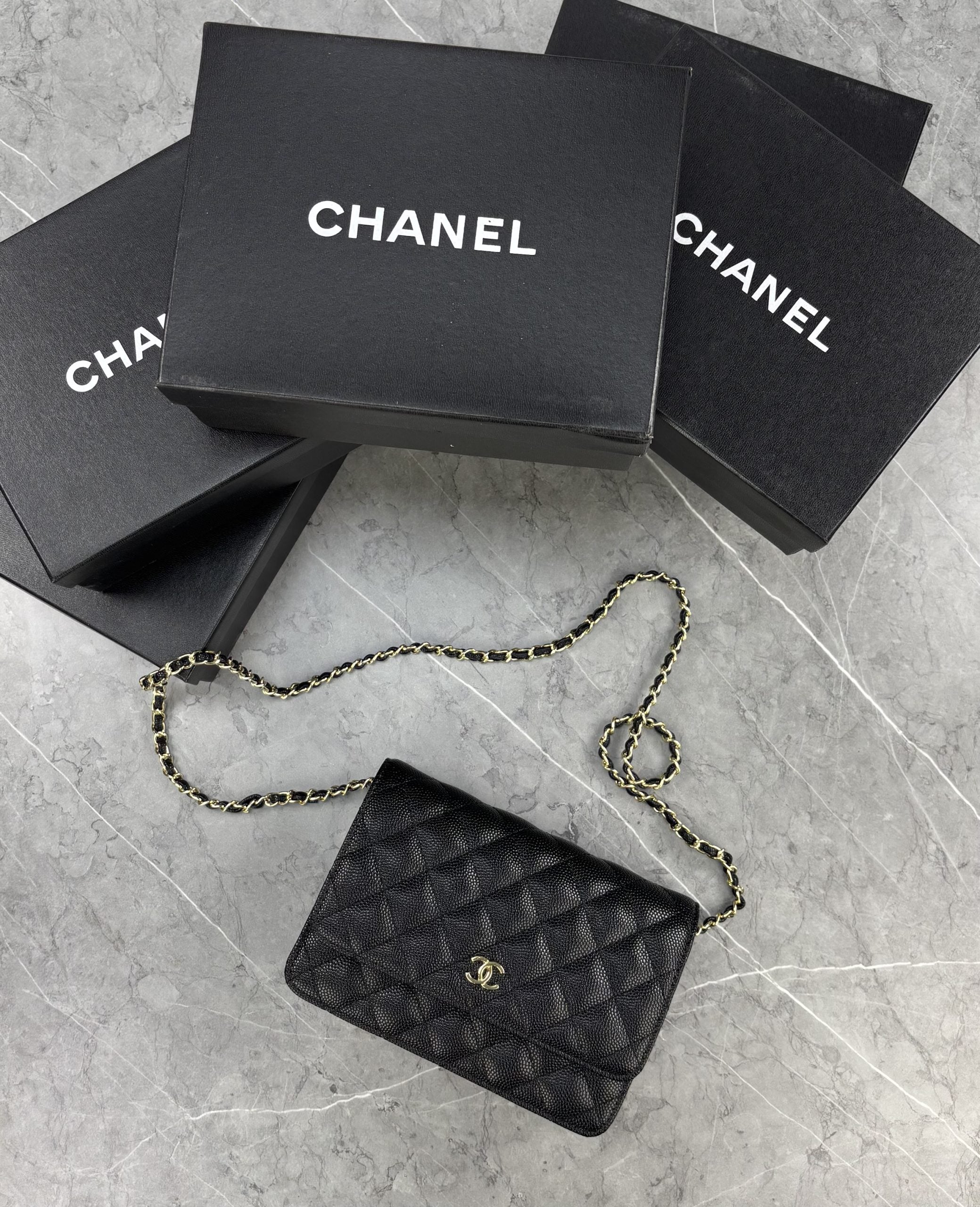 CH BAG image 0