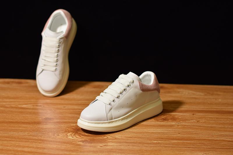 MQ' DUSTY PINK SUEDE image 6