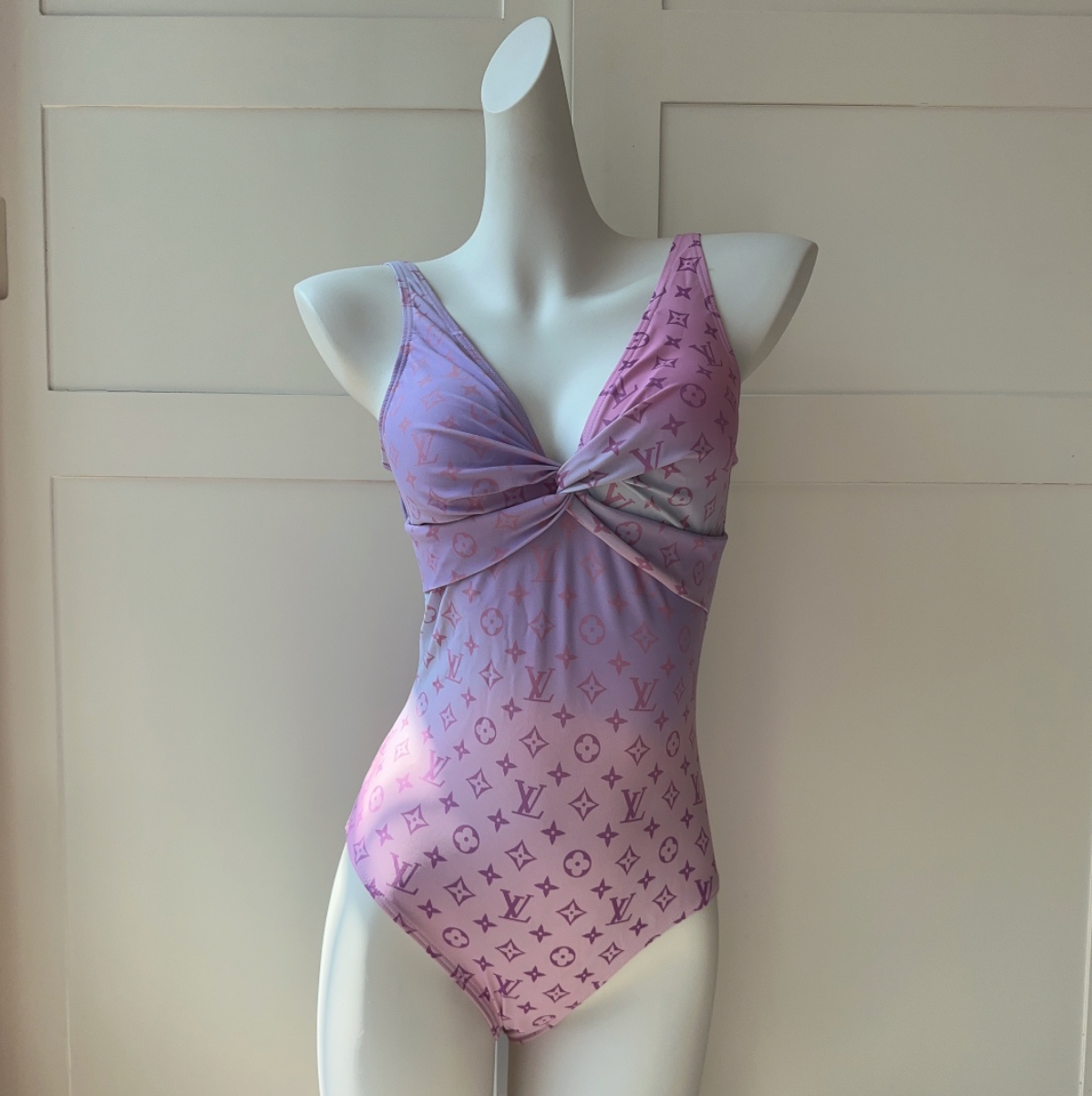 L-V  SWIM image 1