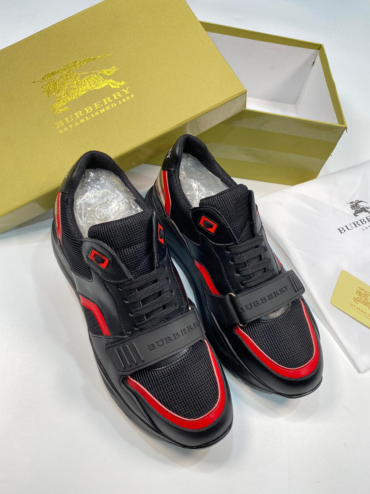 BURB RUNNER BLACK image 3