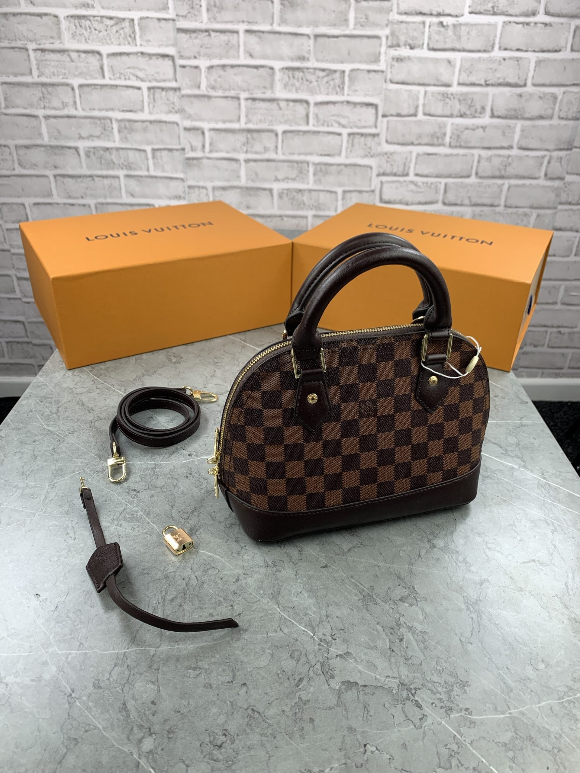 LV BAG COFFEE image 2