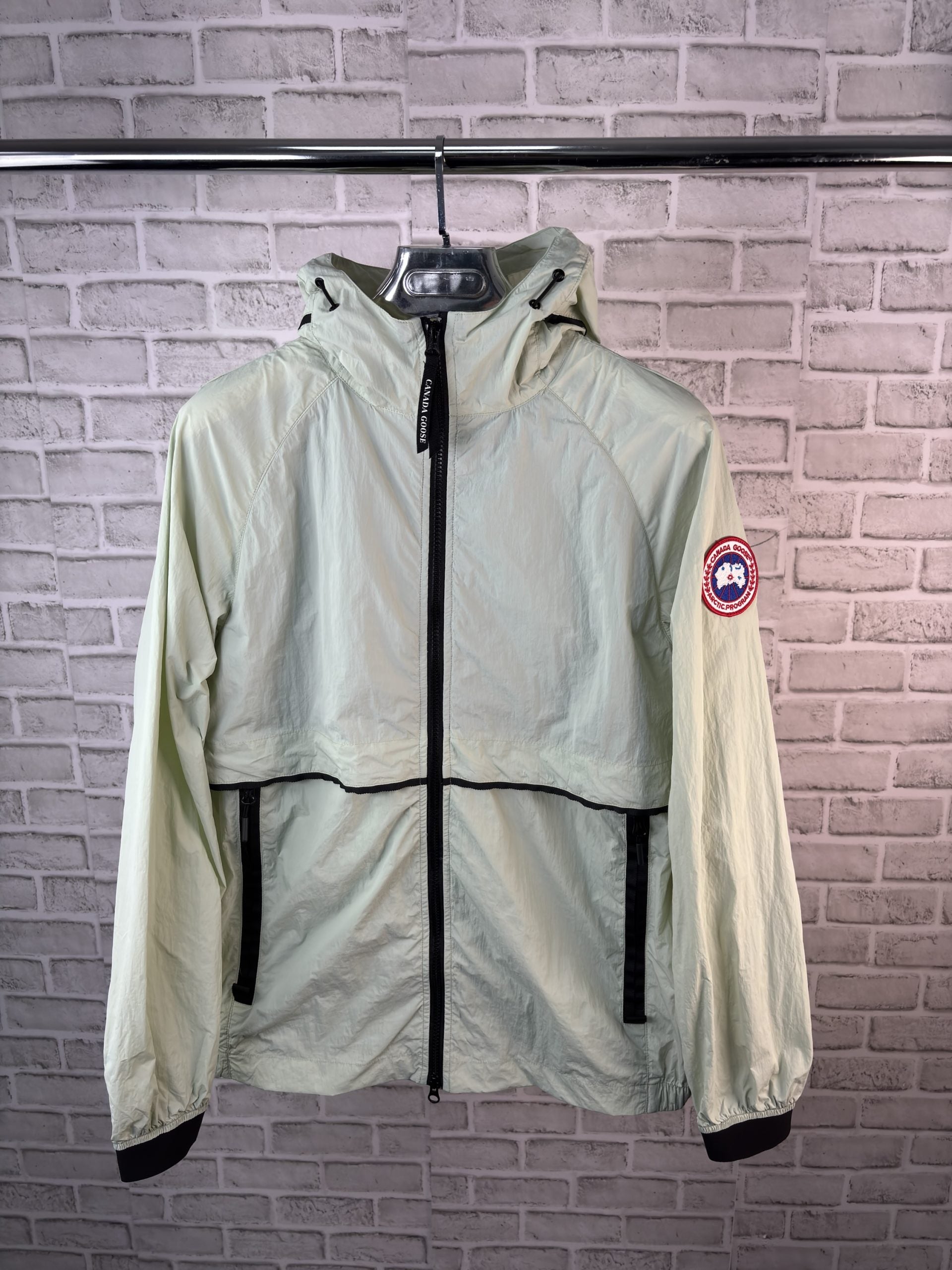 GOOSE WINDBREAKER GREEN image 2