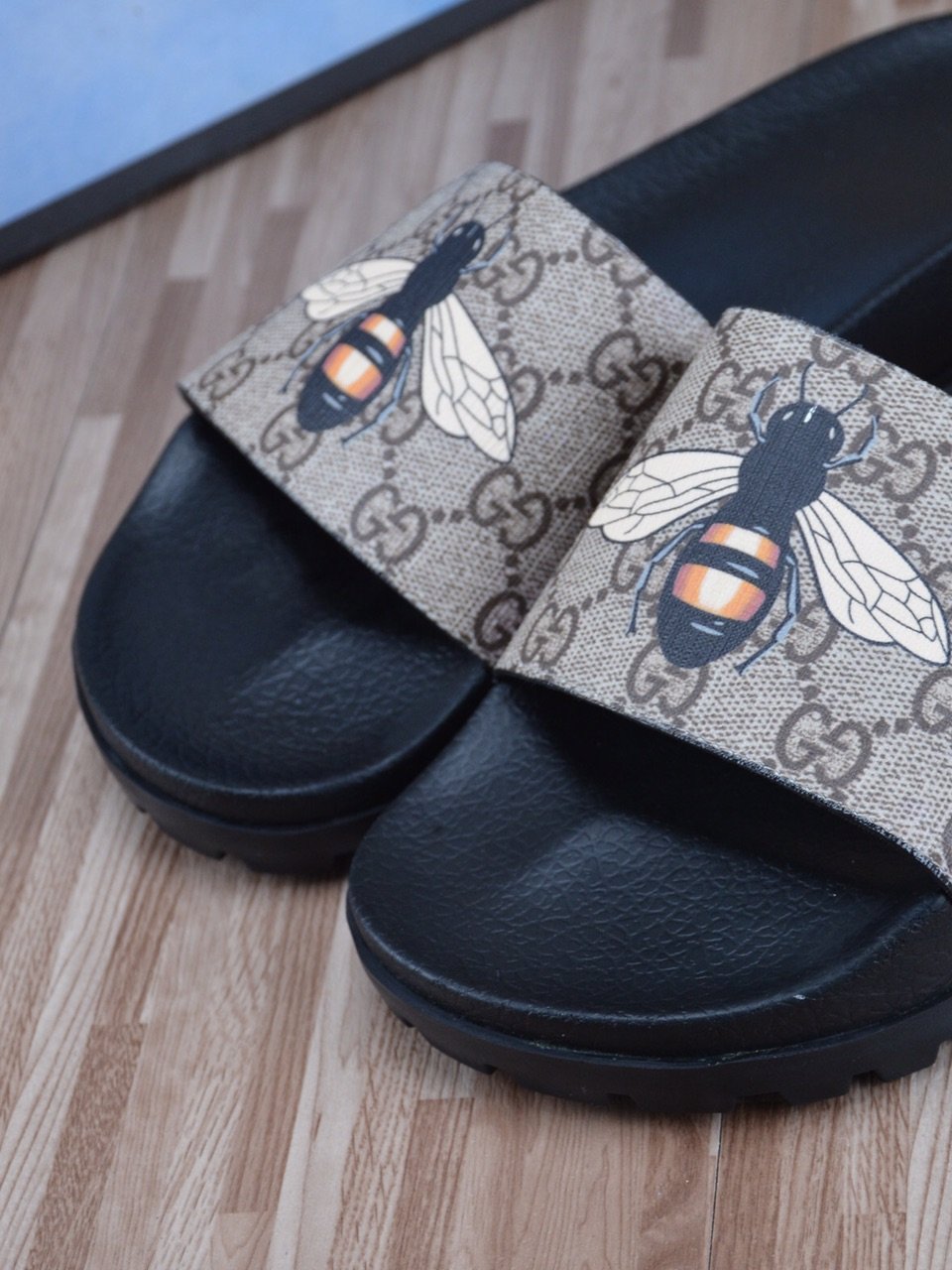FLY SLIDER image 4
