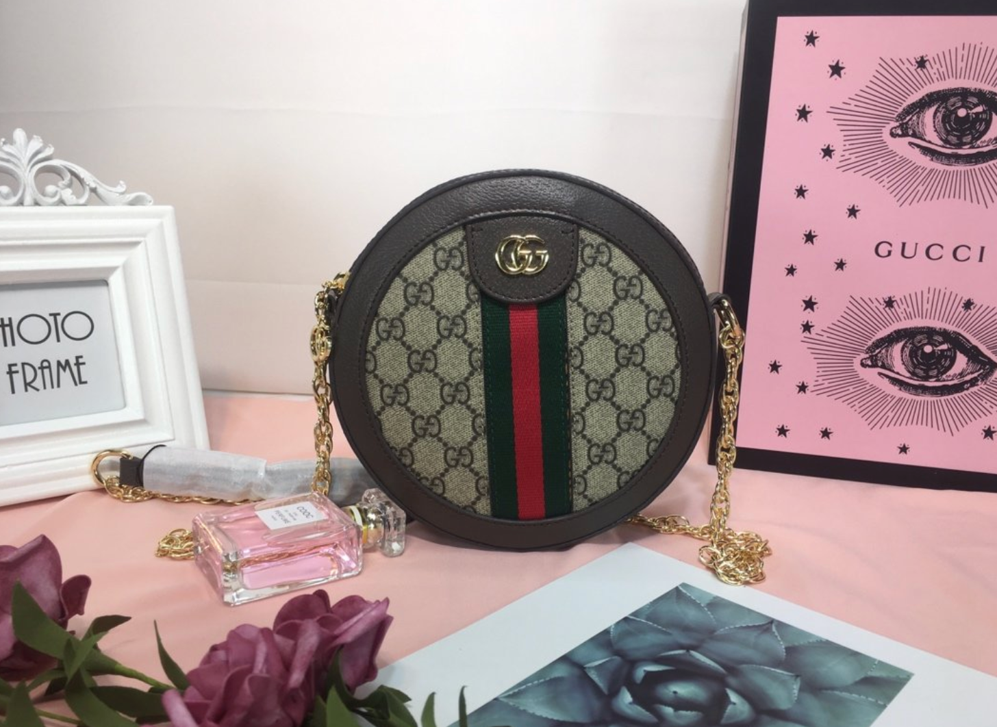 GUCC SHOULDER BAG image 1
