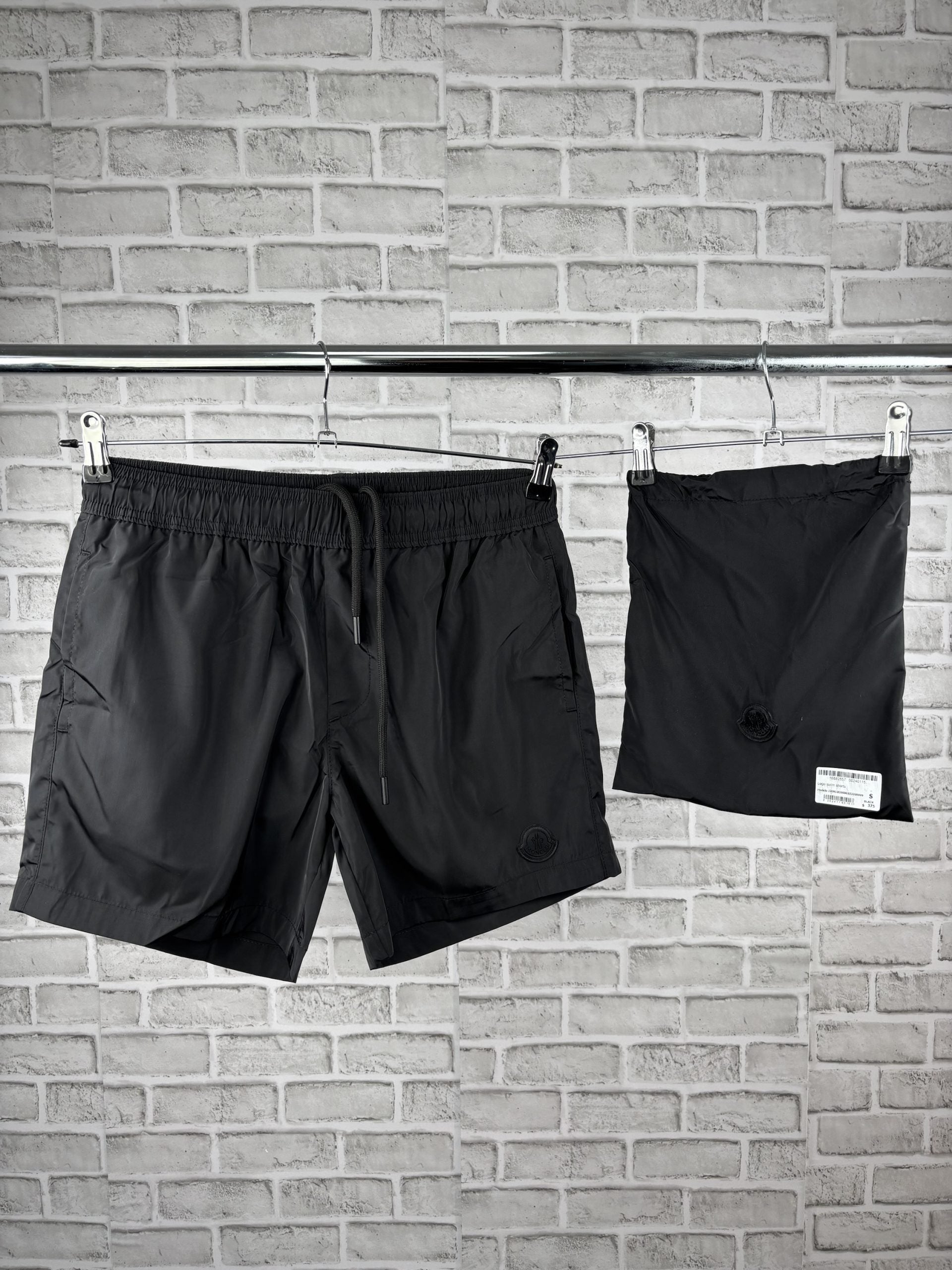 CLER BLACK SHORT - S image