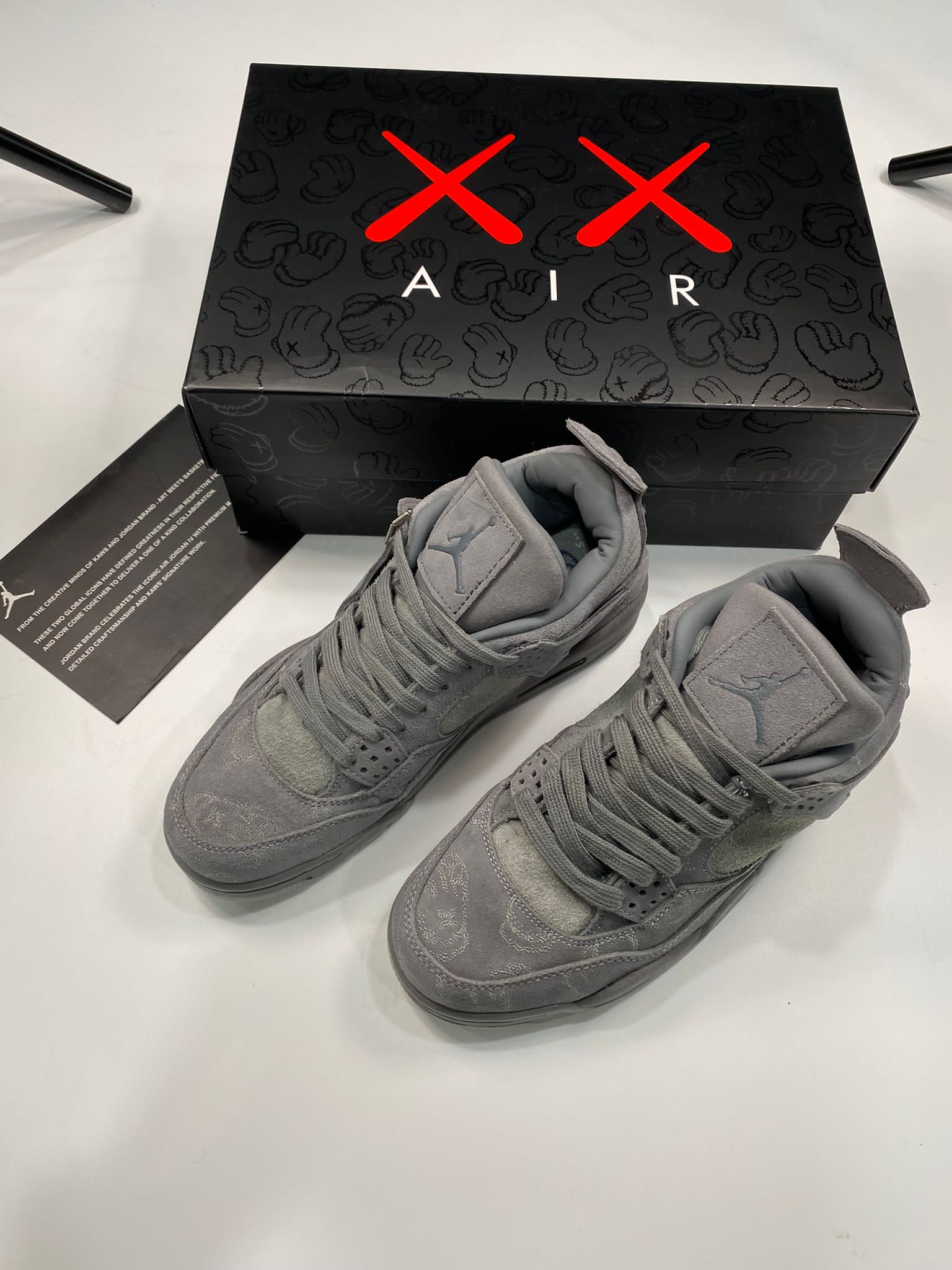 J4 KAWS image 3
