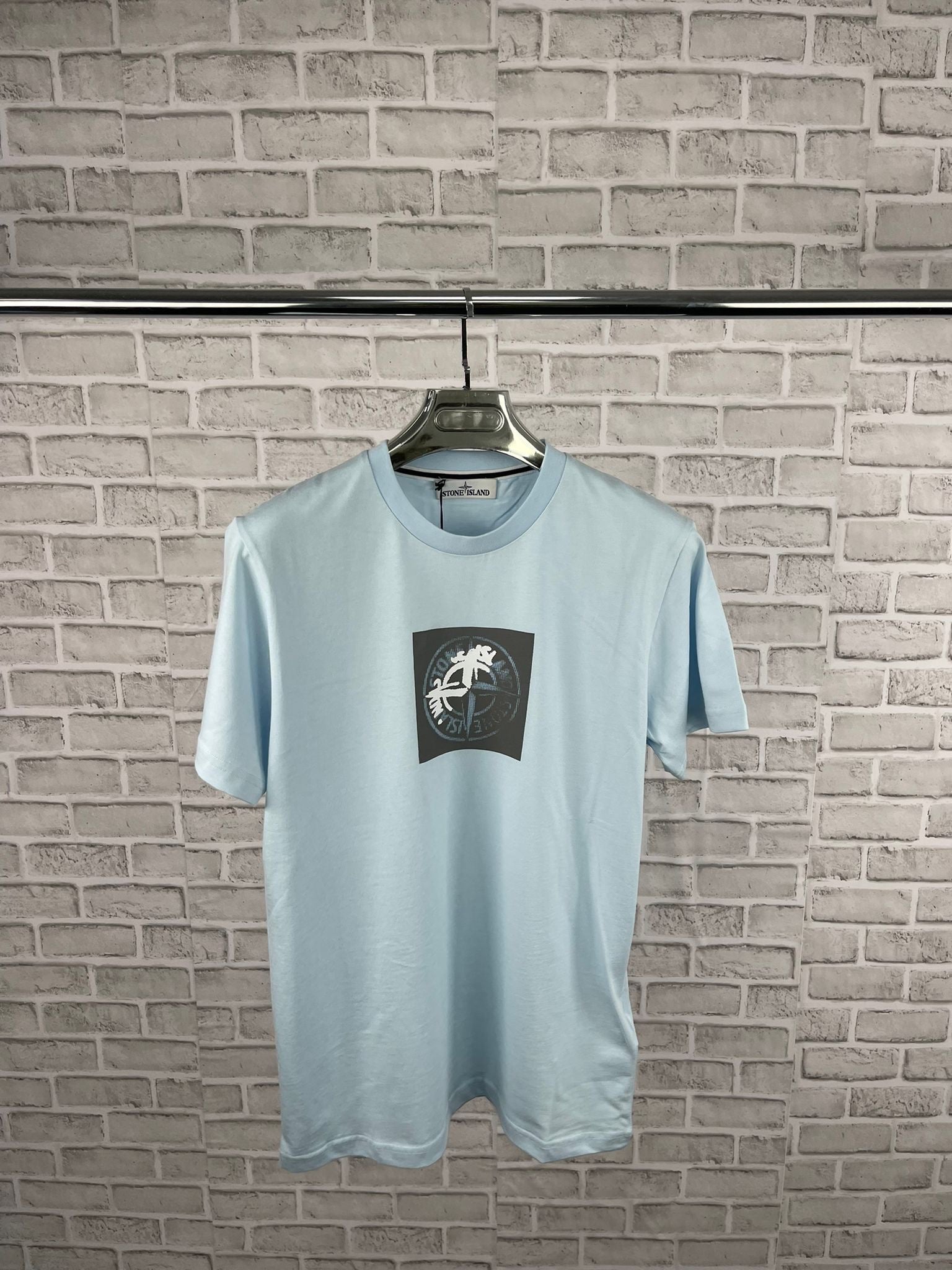 STONE TEE LIGHT BLUE image 0