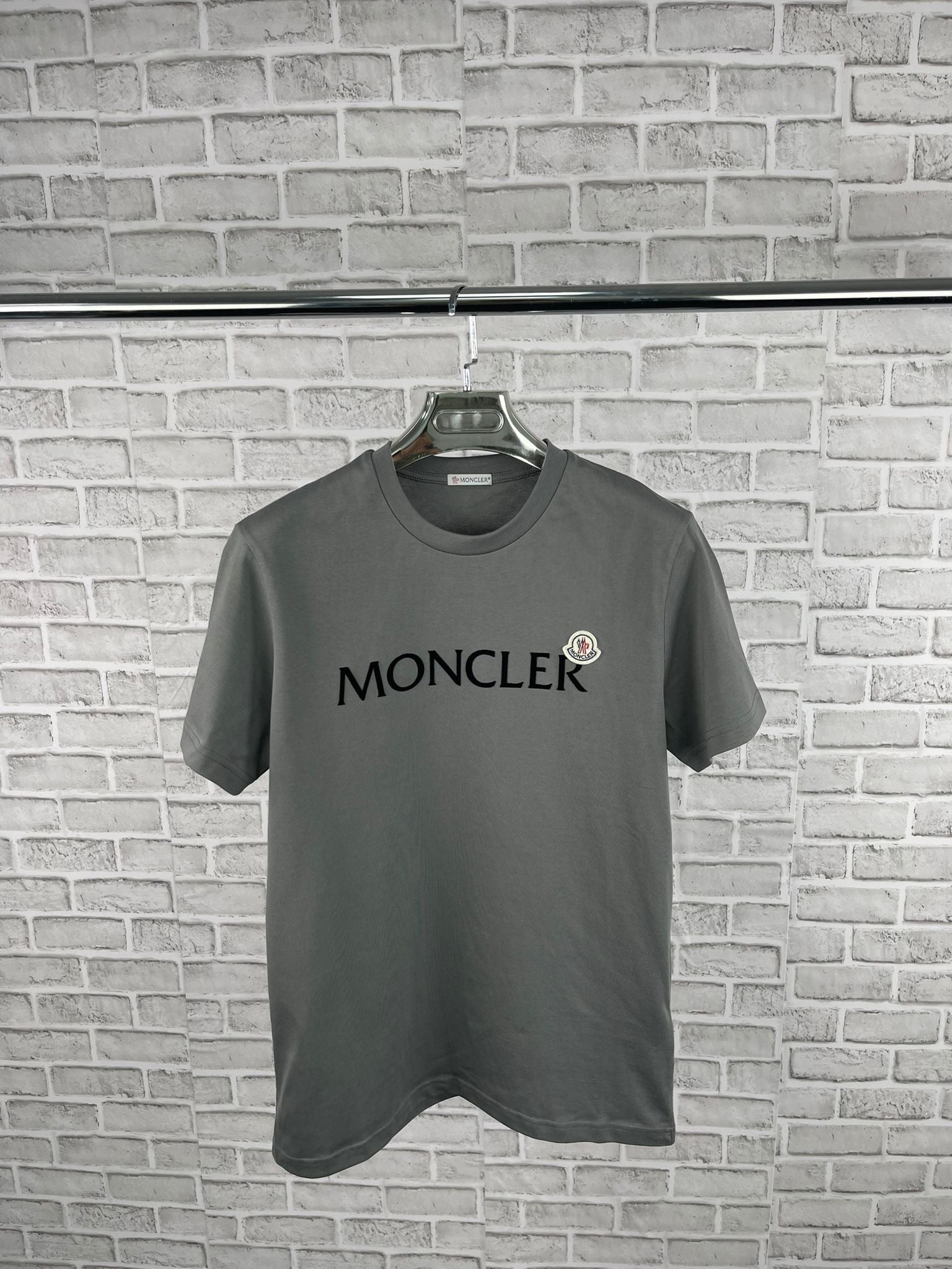 CLER TEE DARK GREY image 0