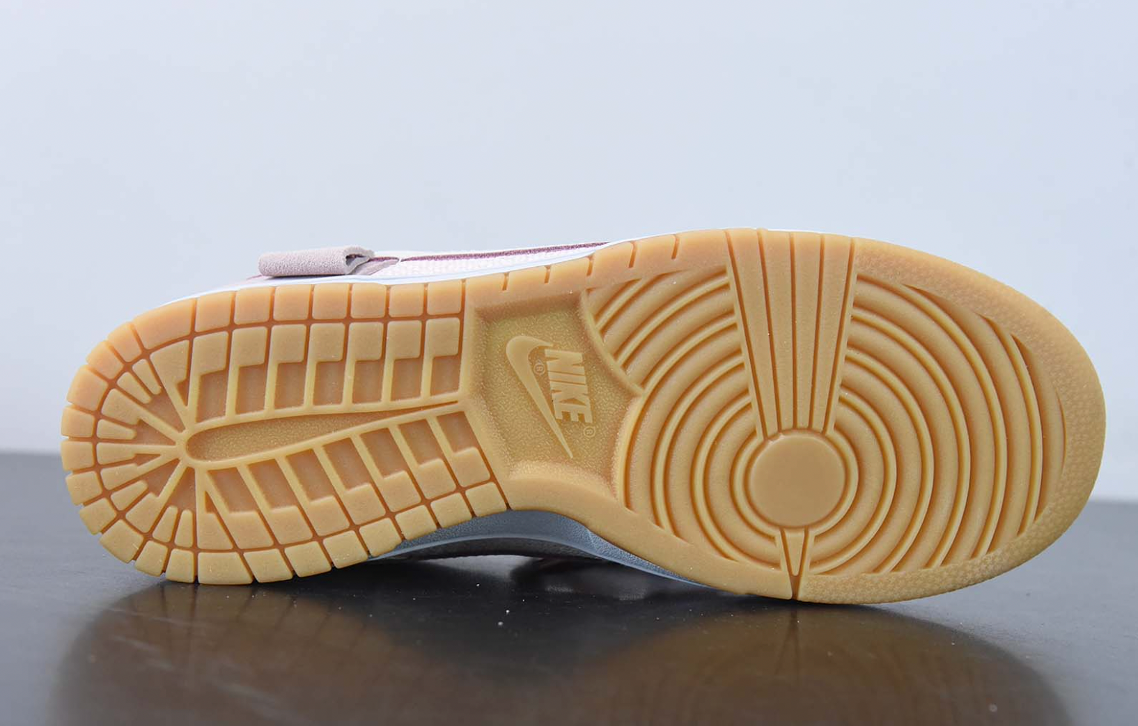 DUNK LOW TEDDY image 2