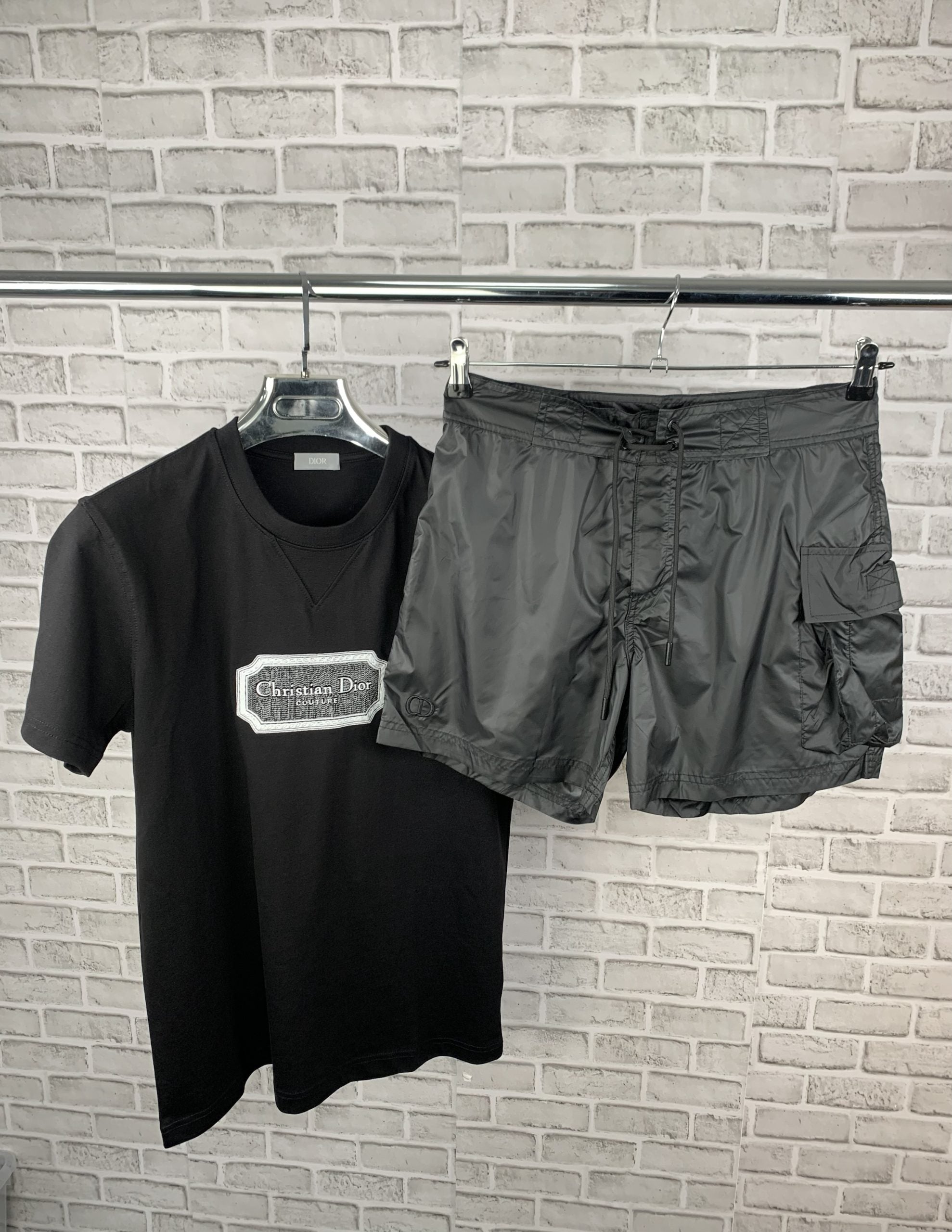 IOR BLACK SET image 0