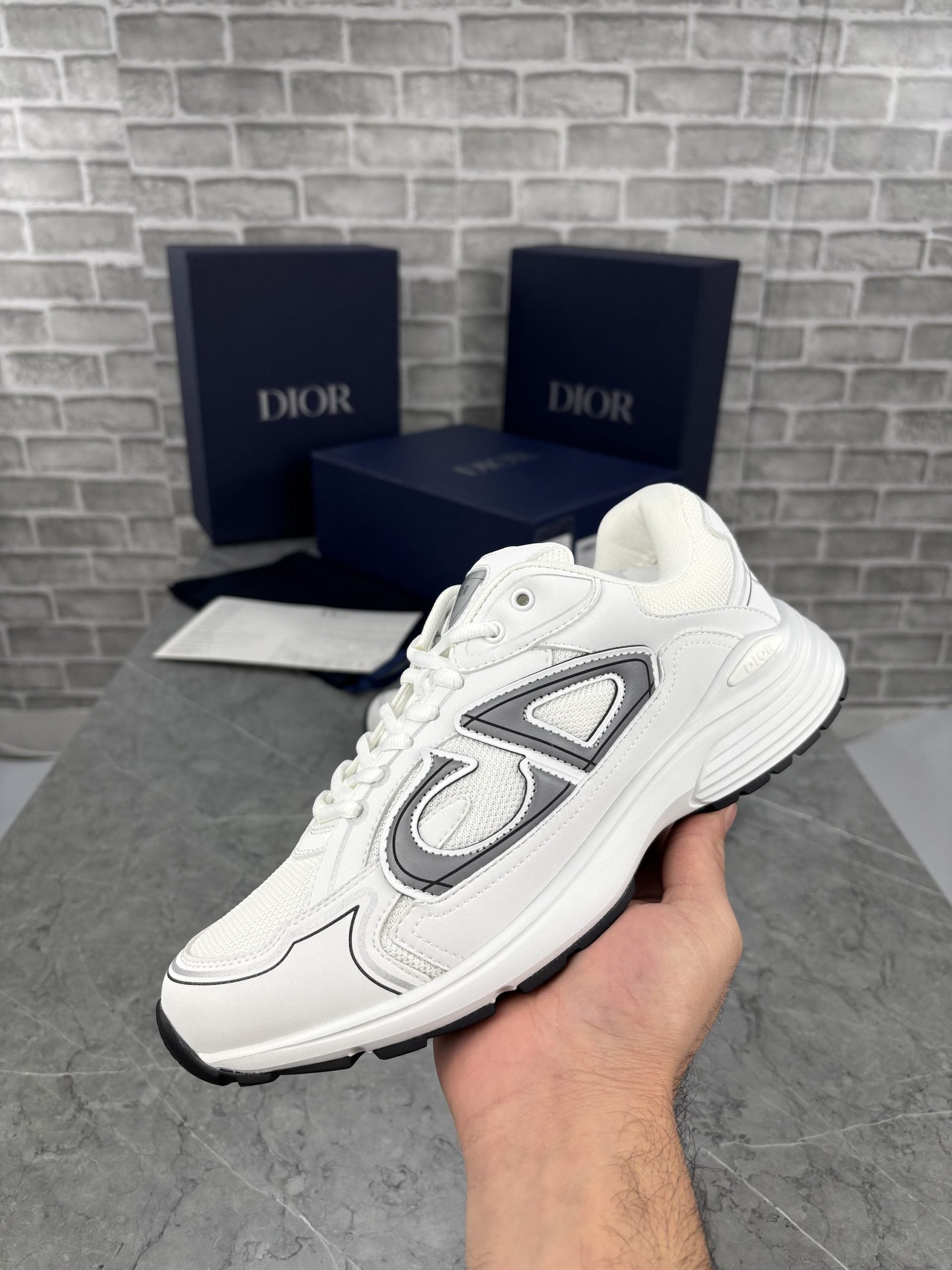 B30 WHITE image 0