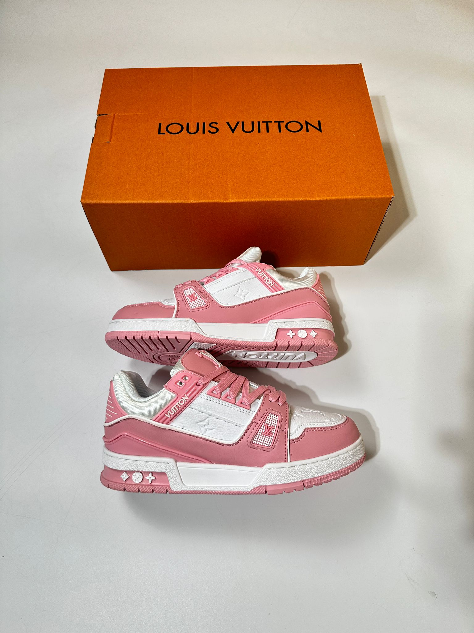 IV TRAINER PINK image 2