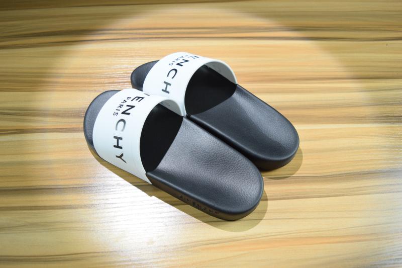 ENCHY WHITE SLIDER image 4