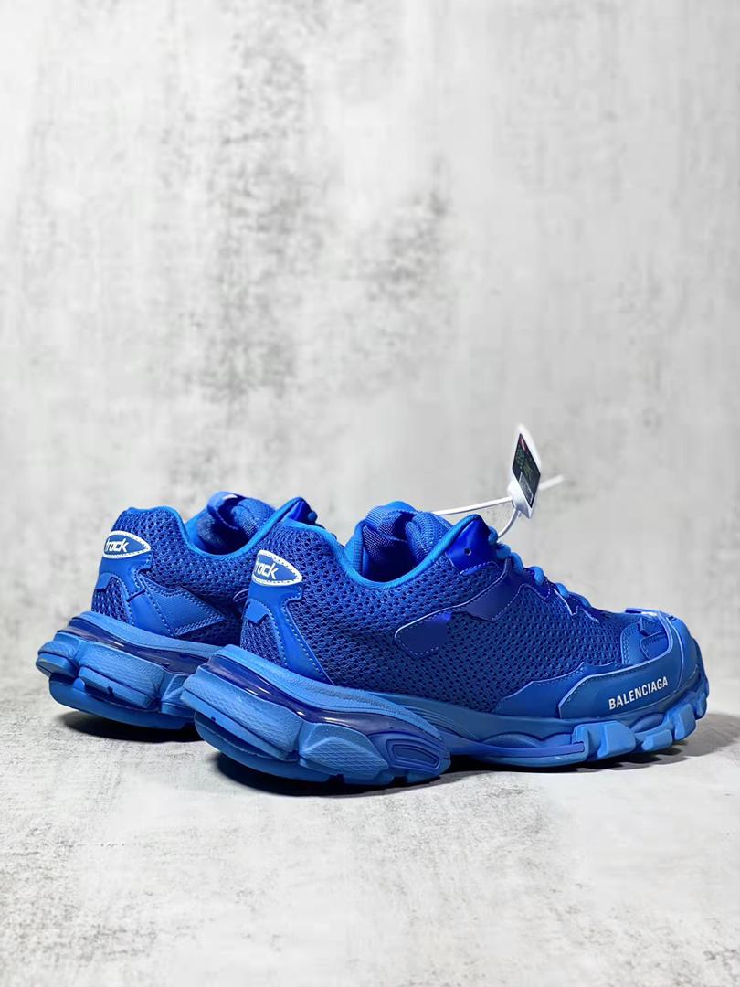 TRACK BLUE image 4