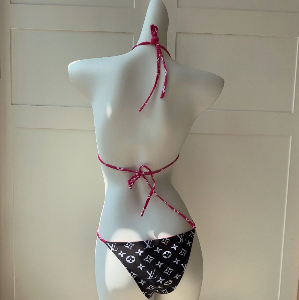 L-V REVERSIBLE SWIM image 8